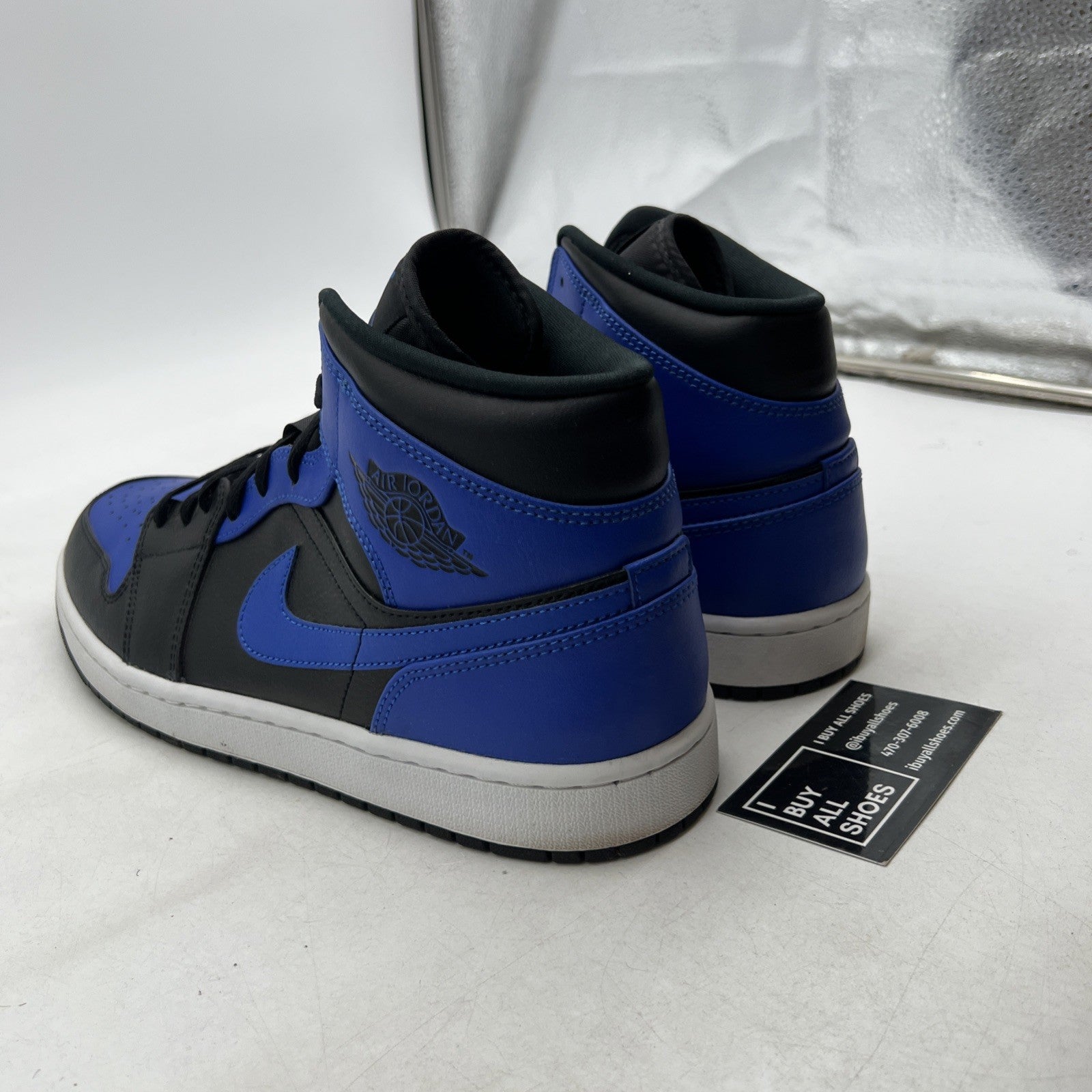 Size 11 - Air Jordan 1 Mid Hyper Royal 2021 (554724-077)