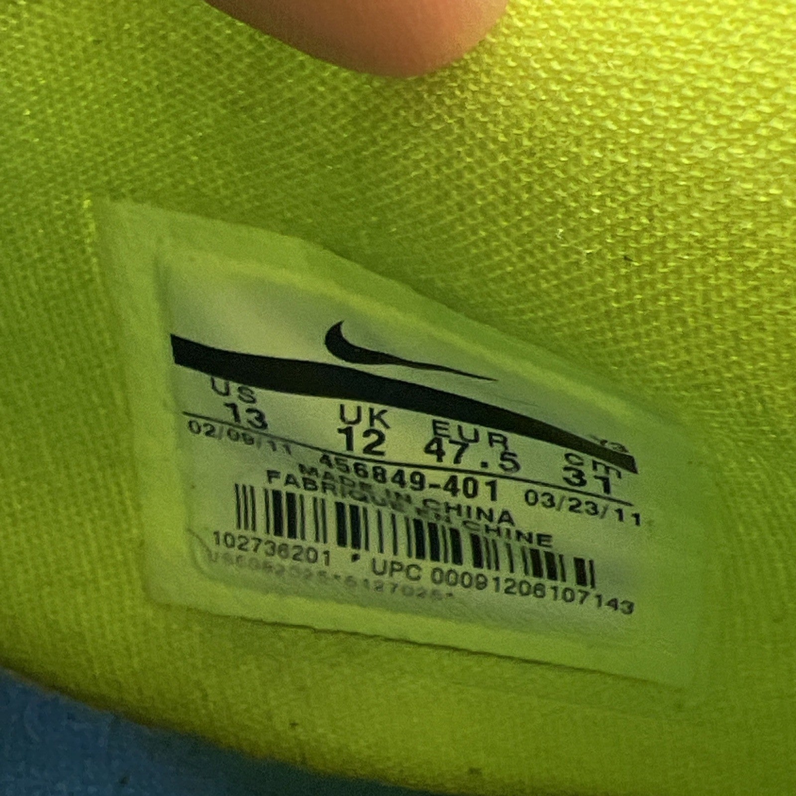 Size 13 - Nike LeBron 8 V/2 2011 Low Sprite (456849-401)