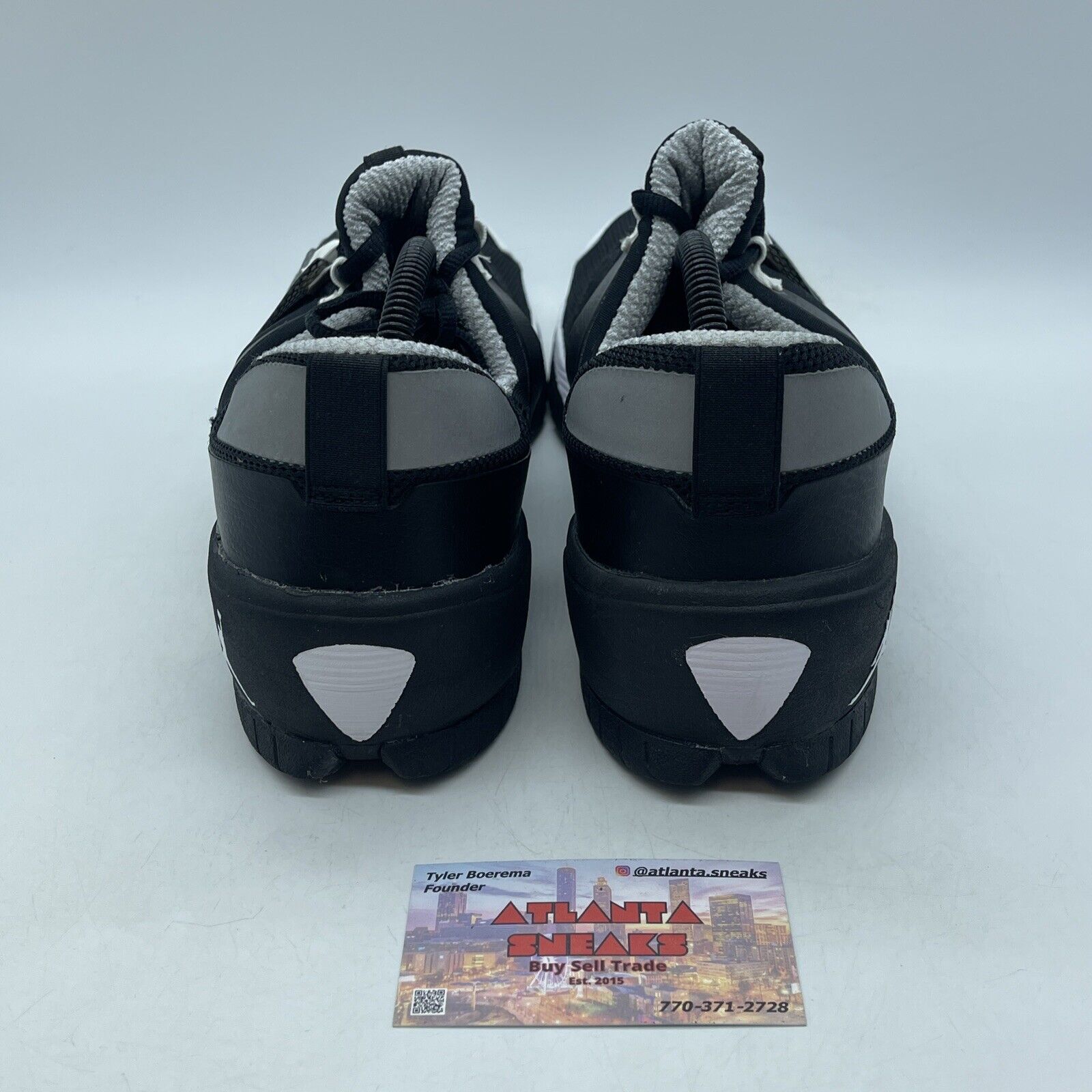 Size 11 - Jordan Alpha Trunner Black White grey  Suede Leather (407582-001)