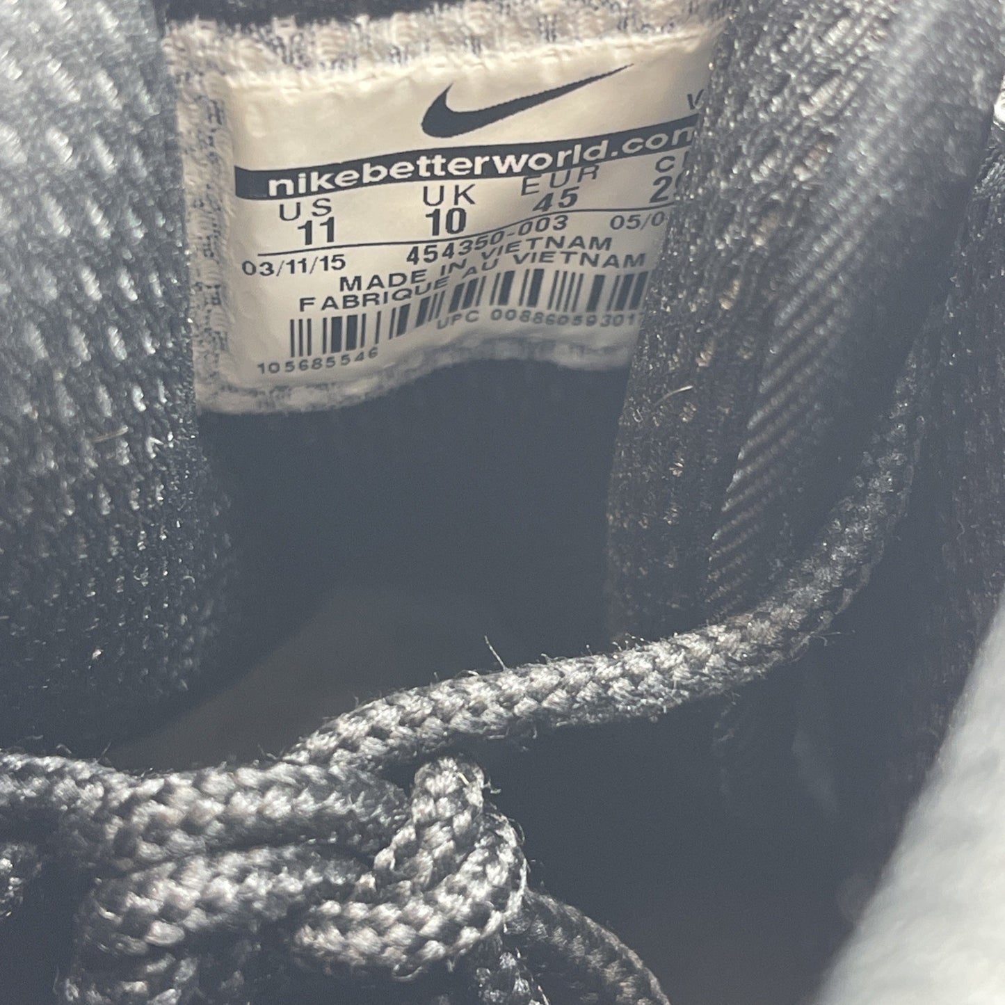 Size 11 - Nike Manoa Leather Black (454350-003)