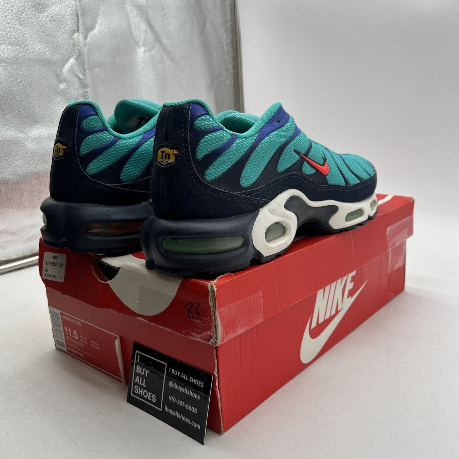 Size 11.5 - Nike Air Max Plus Discover Your Air (AV7940-300)