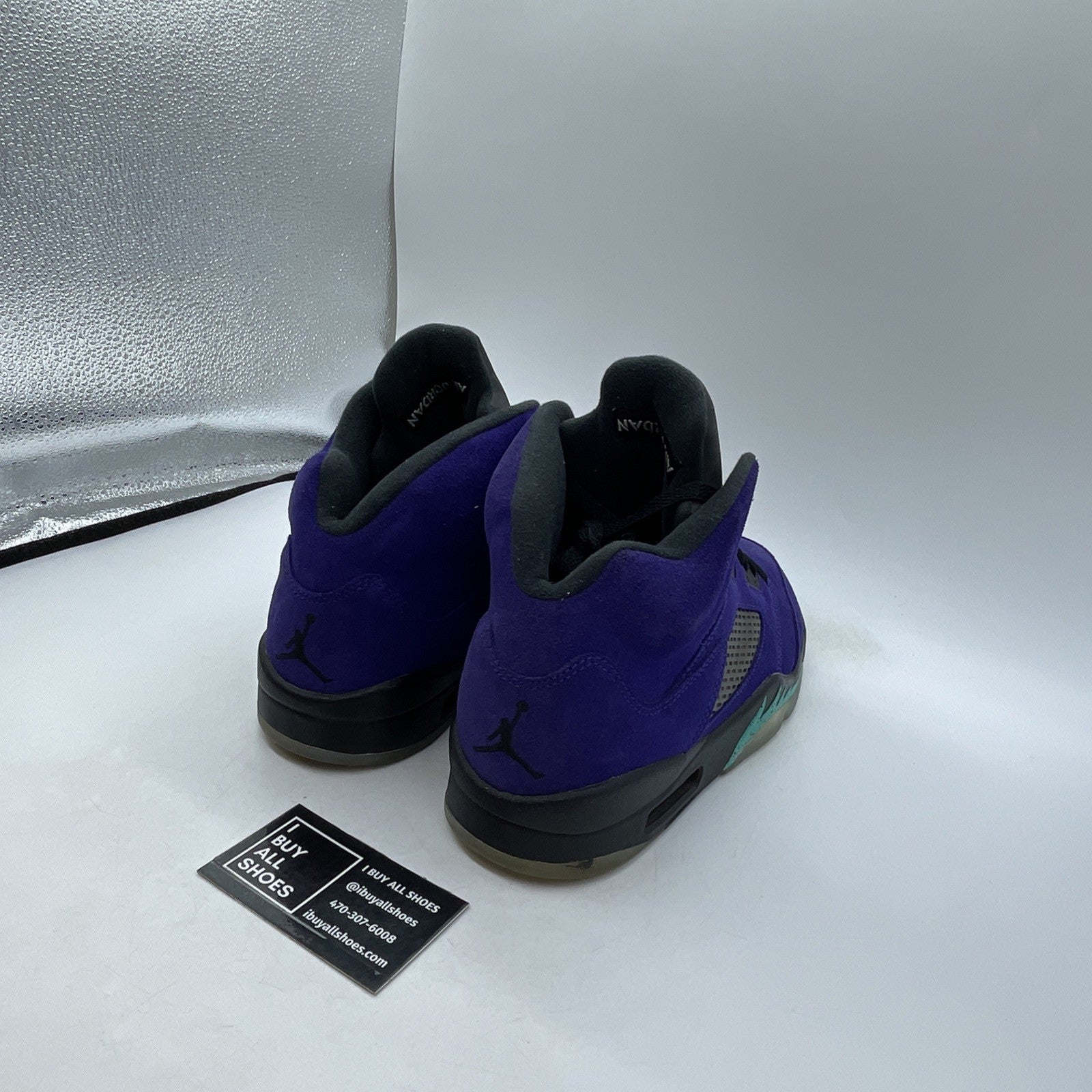 Size 10 - Air Jordan 5 Retro Alternate Grape 2020 (136027-500)