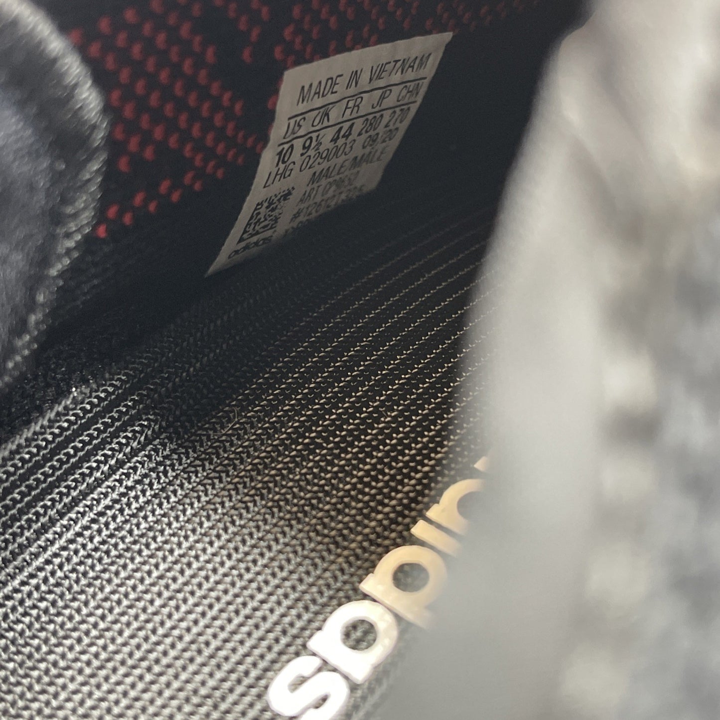 Size 10 - adidas Yeezy Boost 350 V2 Low Bred (CP9652