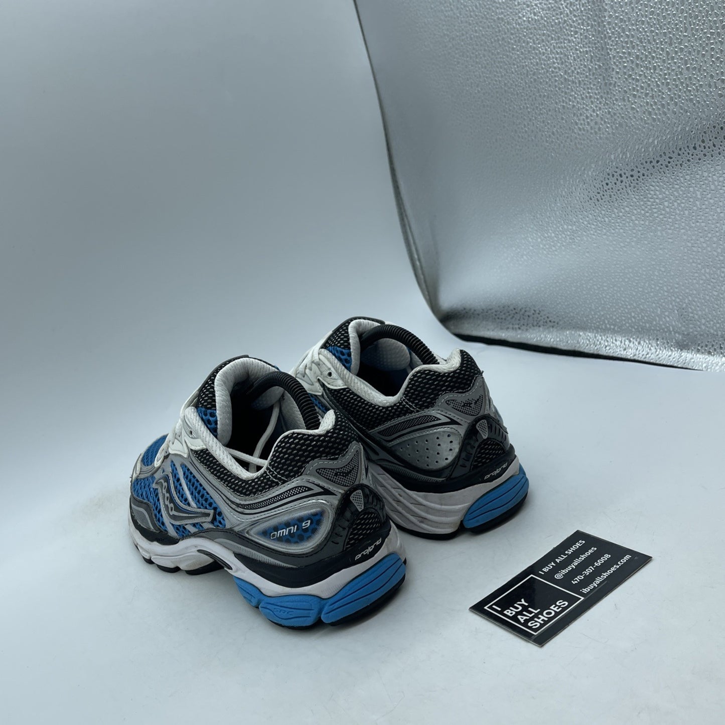 Size 10 - Saucony Progrid Omni 9 OG Royal Silver (S70739-4)