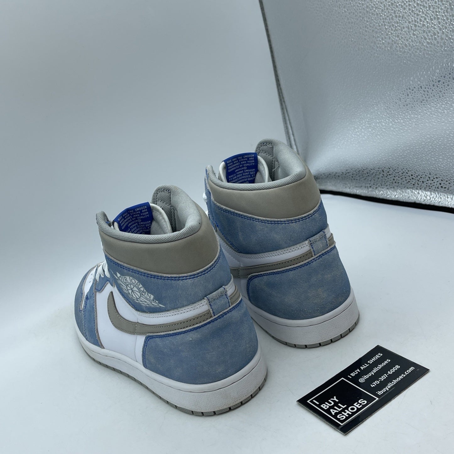 Size 10.5 - Jordan 1 Retro OG High Hyper Royal Blue White Suede (555088-402)