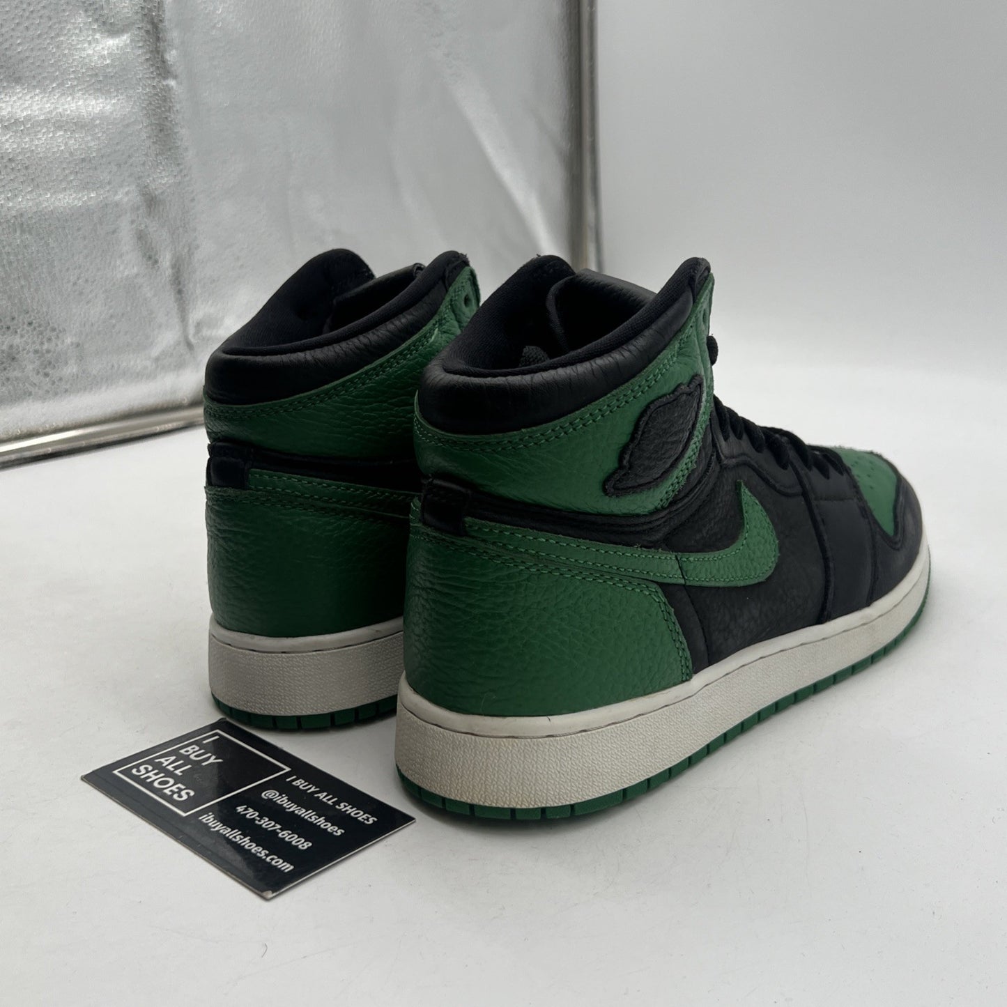 Size 7Y - Air Jordan 1 Retro OG High Pine Green 2.0 (555088-030)
