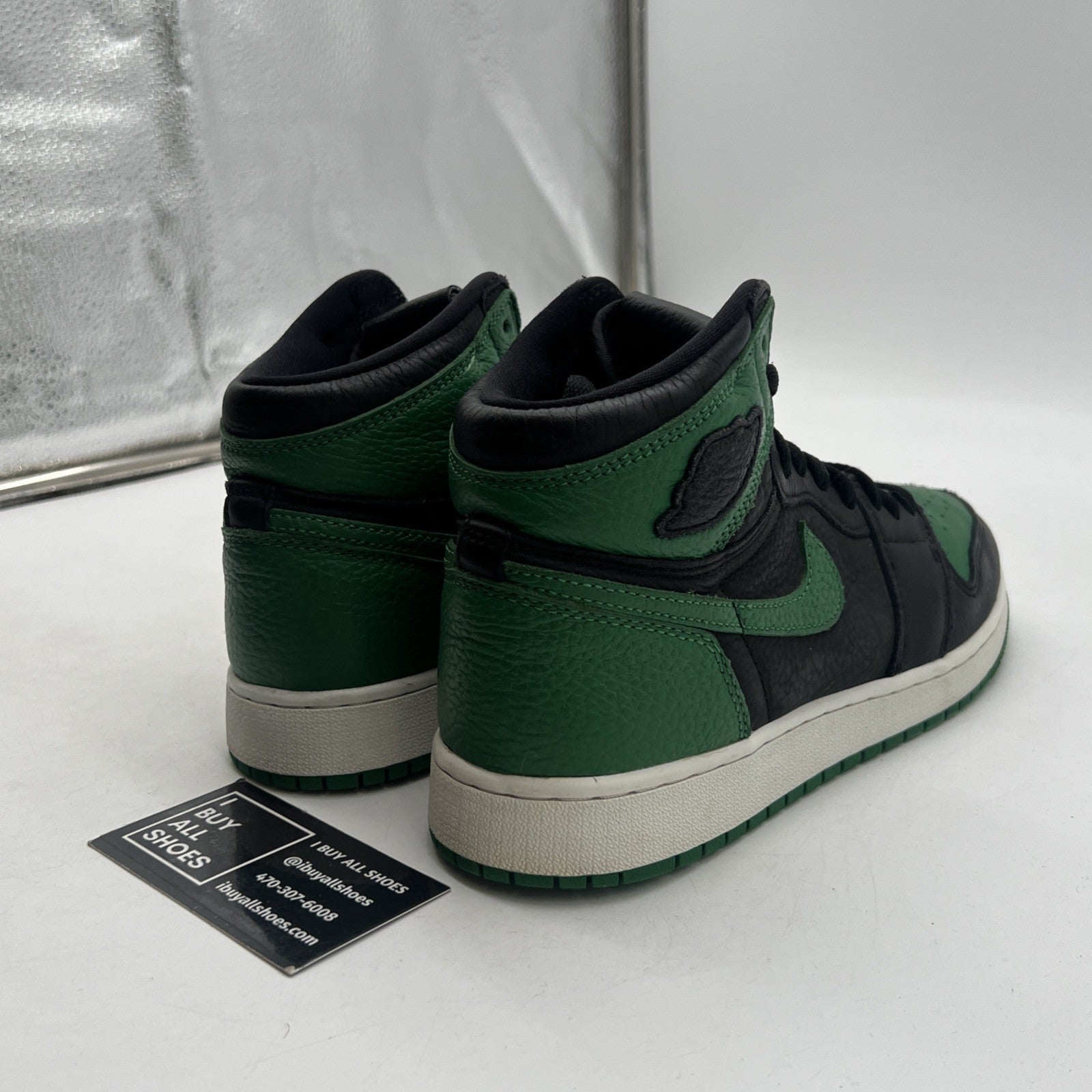 Size 7Y - Air Jordan 1 Retro OG High Pine Green 2.0 (555088-030)