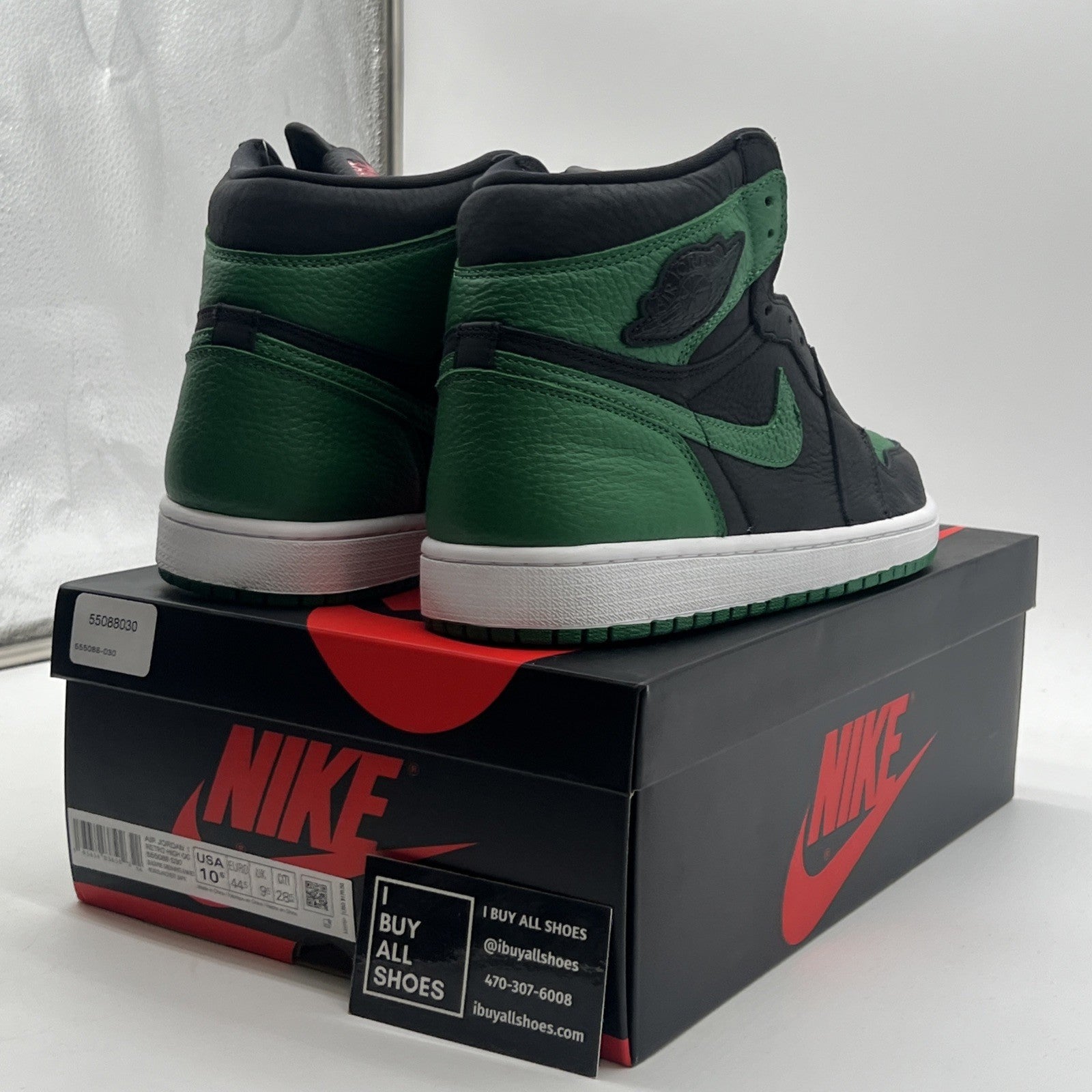 Size 10.5 - Air Jordan 1 Retro OG High Pine Green 2.0 (555088-030)