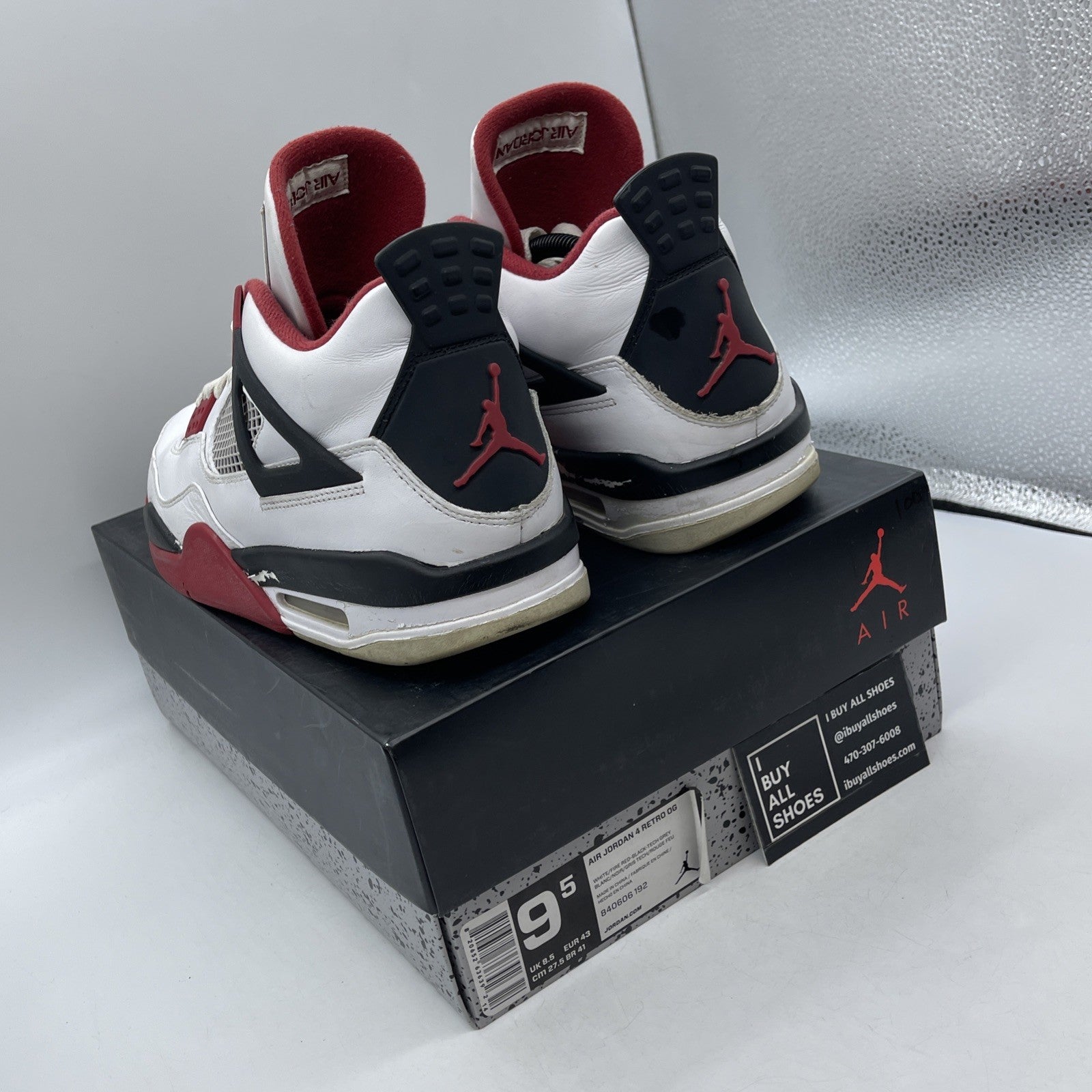 Size 9.5 - Air Jordan 4 Retro OG Mid White Cement (840606-192)