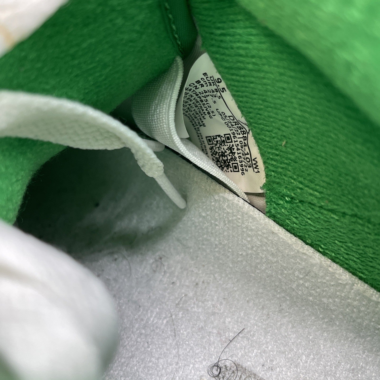 Size 9.5 - Jordan 2 Retro Lucky Green White Leather (DR8884-103)