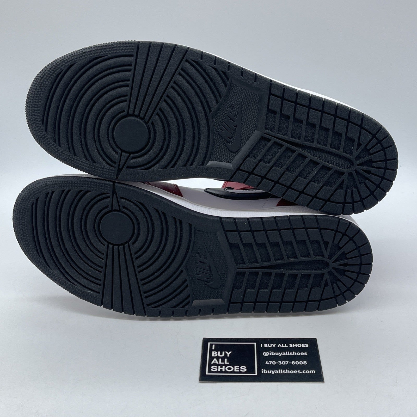 Size 10 - Air Jordan 1 Mid Chicago Black White Red Leather (554724-069)