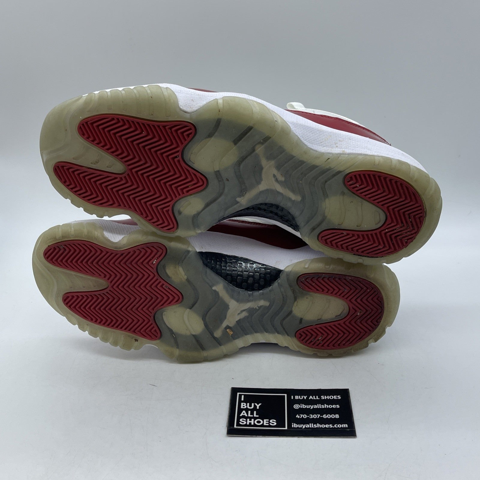 Size 9.5 - Air Jordan 11 Retro 2016 Low Cherry Red White Leather (528895-102)