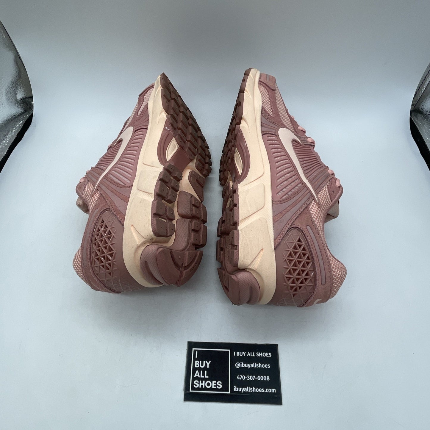 Size 11.5 - Nike Air Zoom Vomero 5 Red Stardust (HF1553-600)