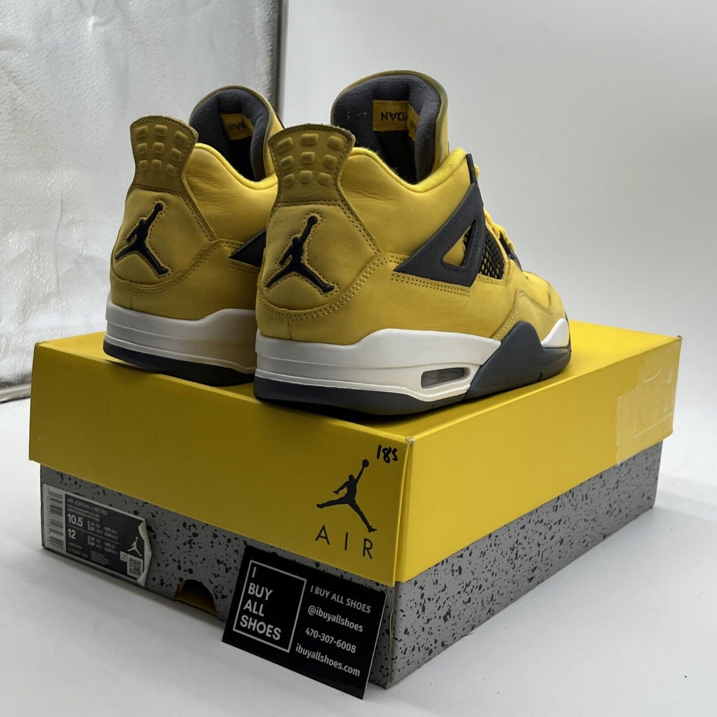 Size 10.5 - Air Jordan 4 Retro Mid Lightning (CT8527-700)