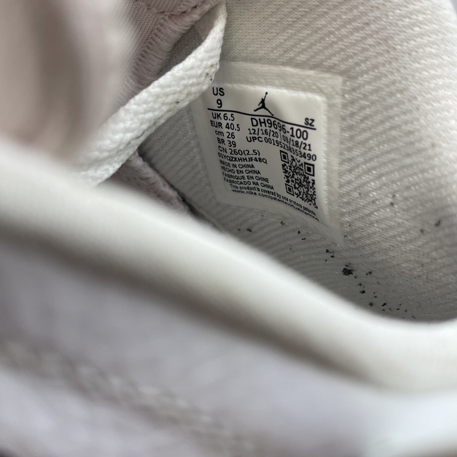 Size 9W - Air Jordan 6 Retro Gold Hoops White Pink Leather (DH9696-100)