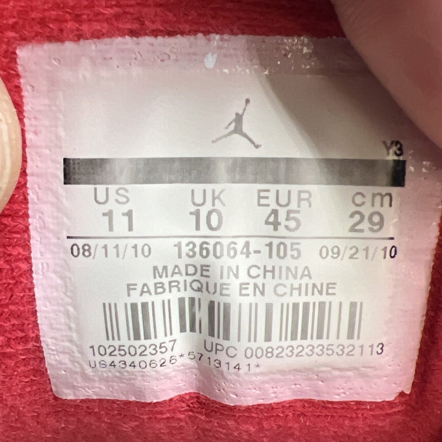 Size 11 - Air Jordan 3 Retro release 2011 (136064-010)