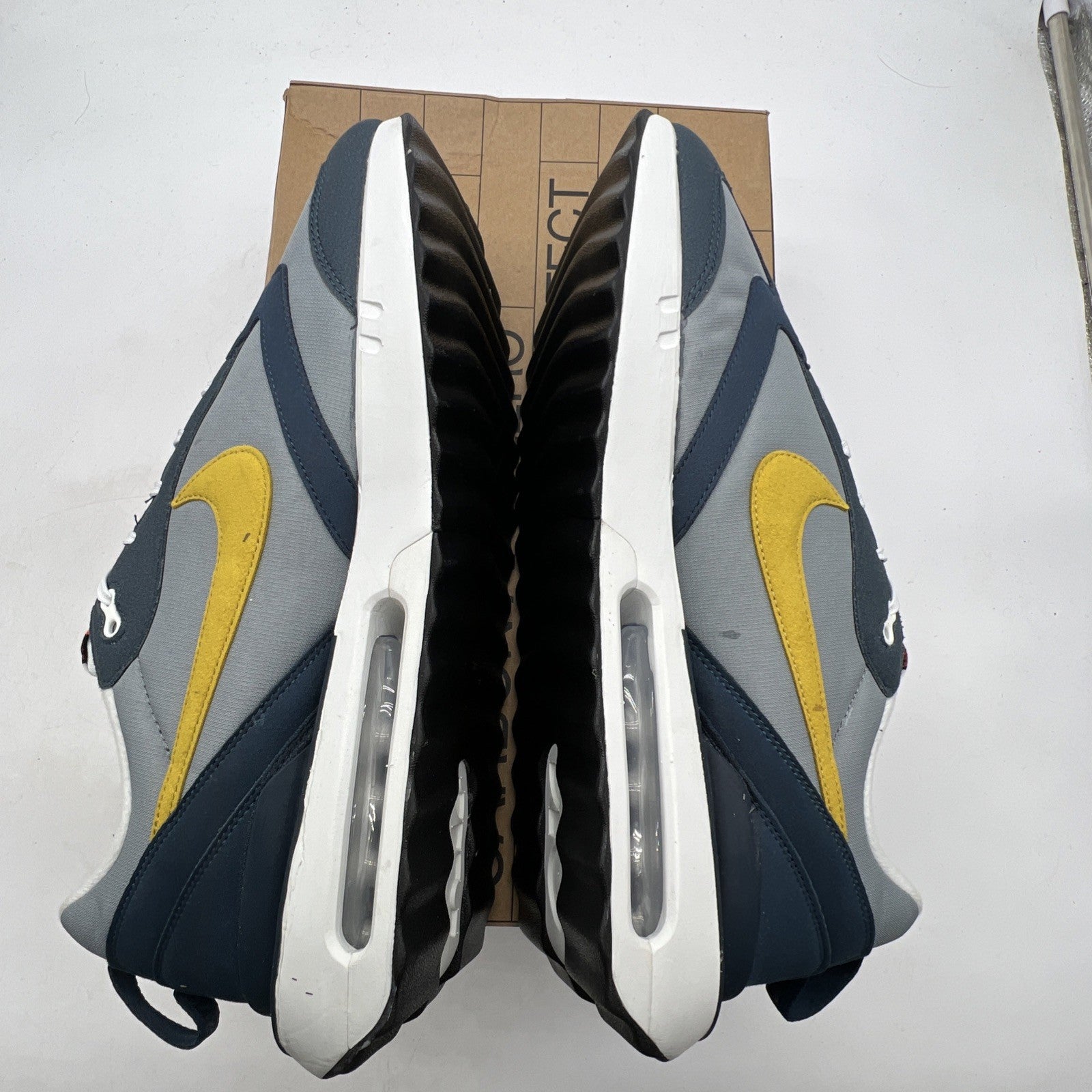 Size 13 - Nike Air Max Dawn Particle Grey Dark Citron (DJ3624-003)
