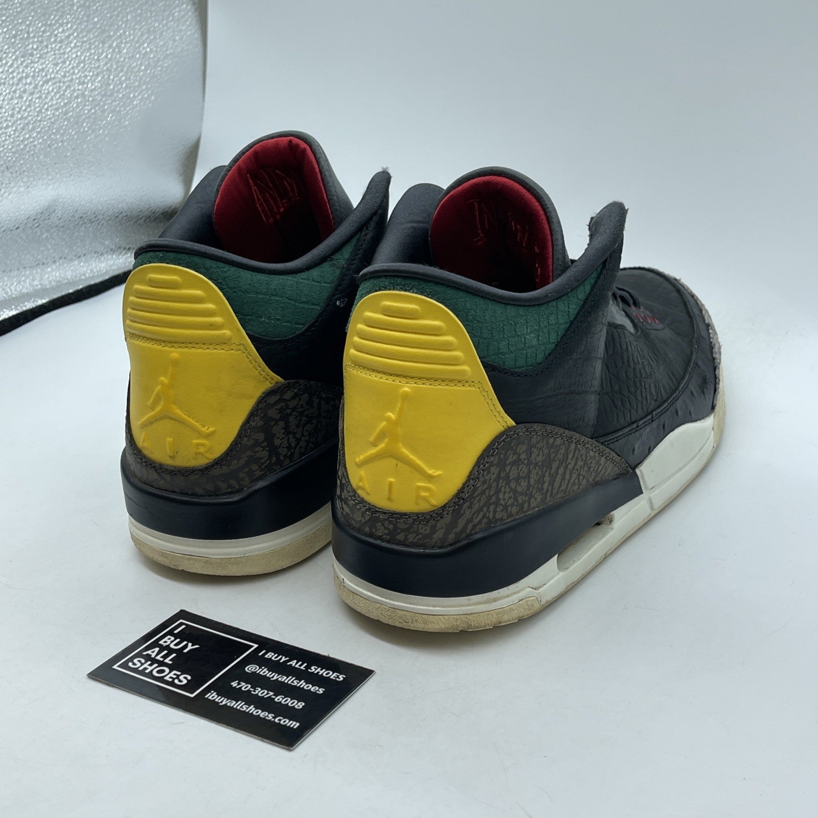 Size 10.5 - Air Jordan 3 Retro SE Animal Instinct 2.0 Suede Leather (CV3583-003)