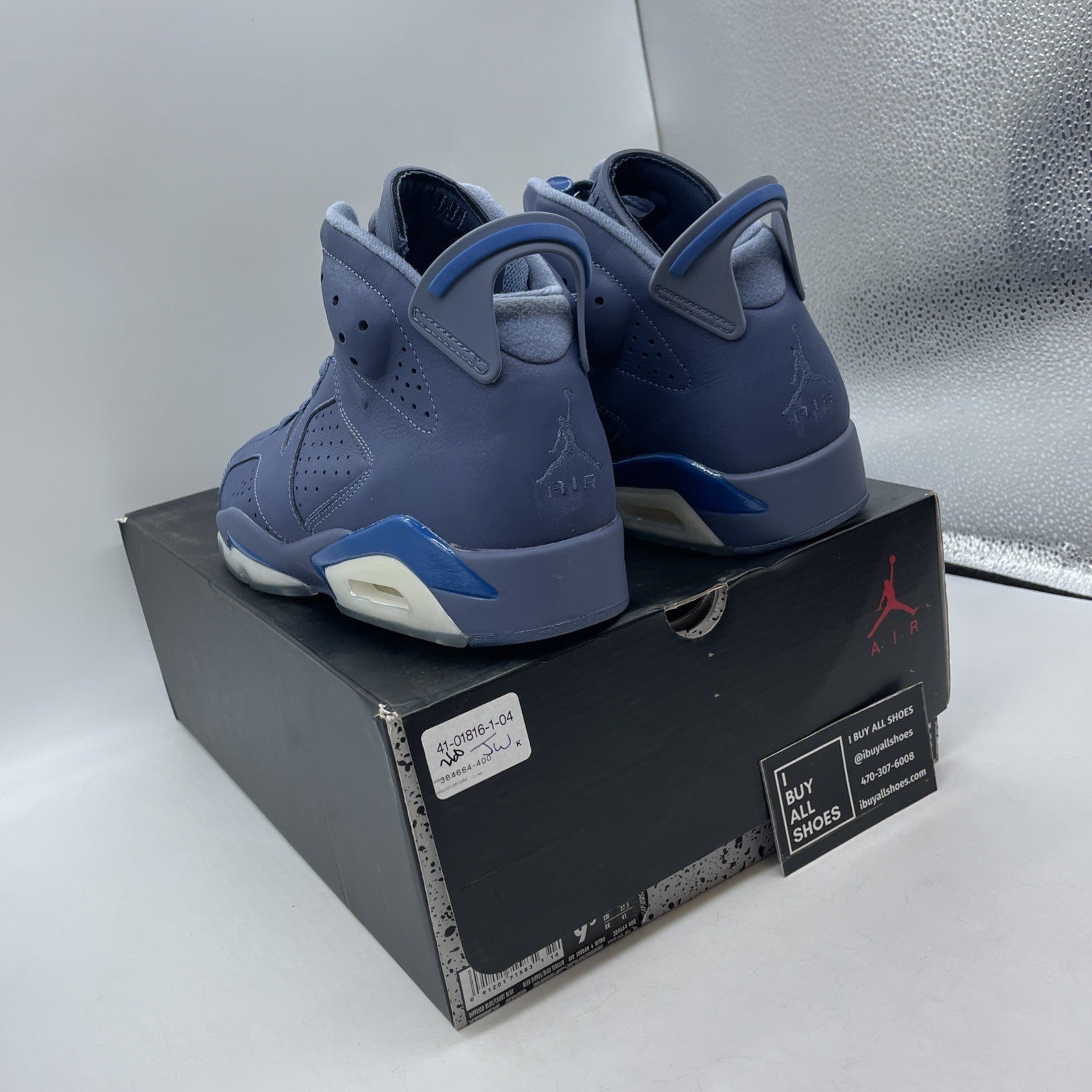 Size 9.5 - Air Jordan 6 Retro Diffused Blue (384664-400)