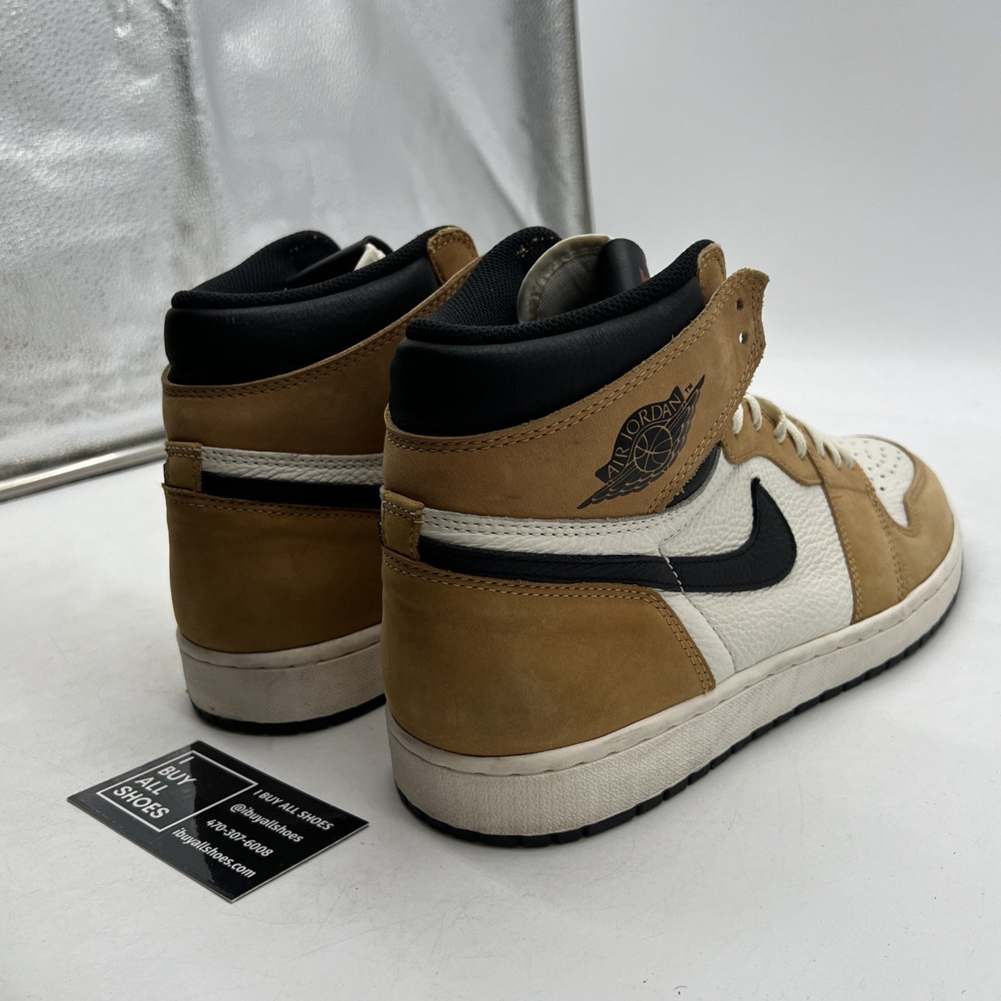 Size 13 - Air Jordan 1 Retro High OG Rookie of the Year 2018 (555088-700)