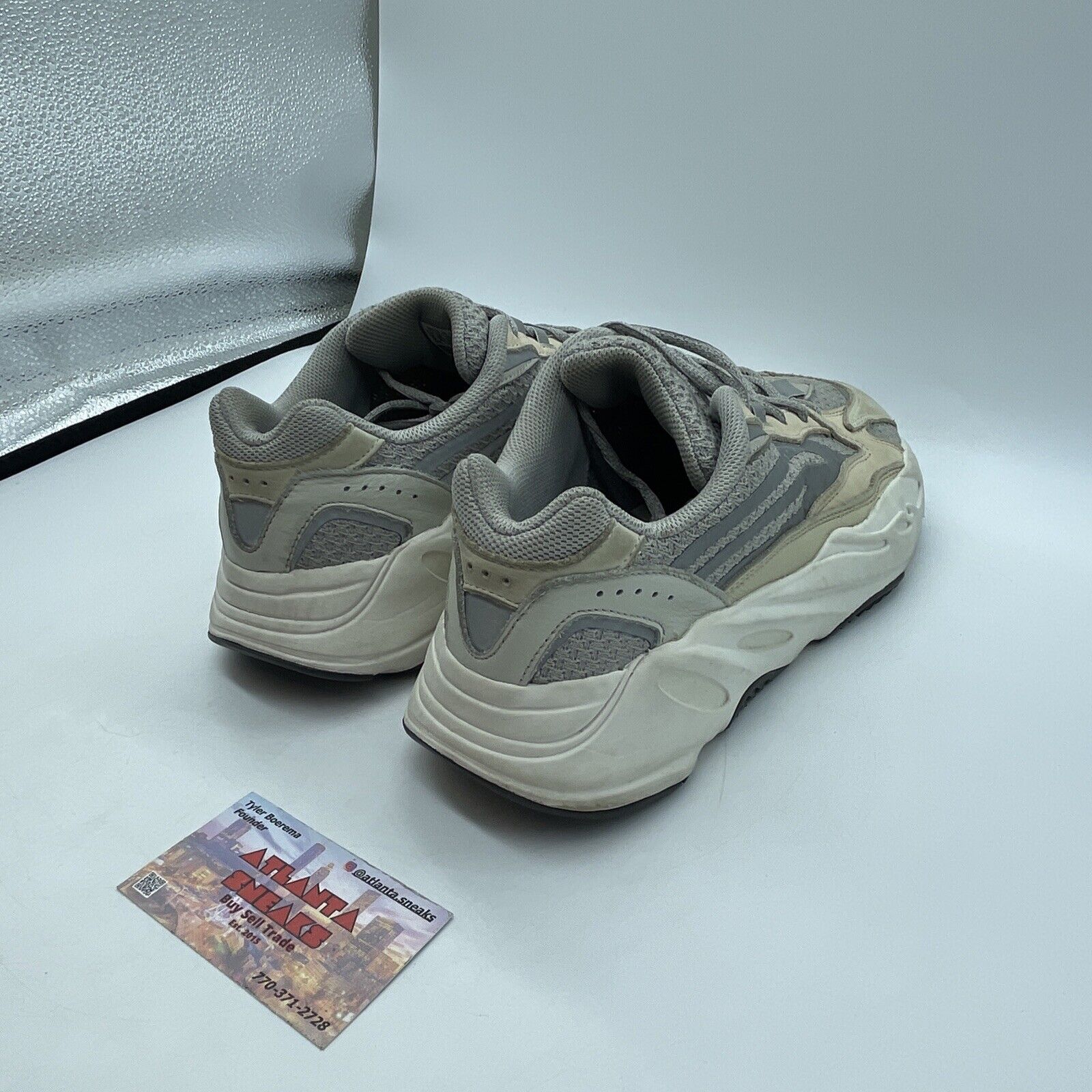 Size 9 - adidas Yeezy Boost 700 V2 Cream Grey (GY7924)