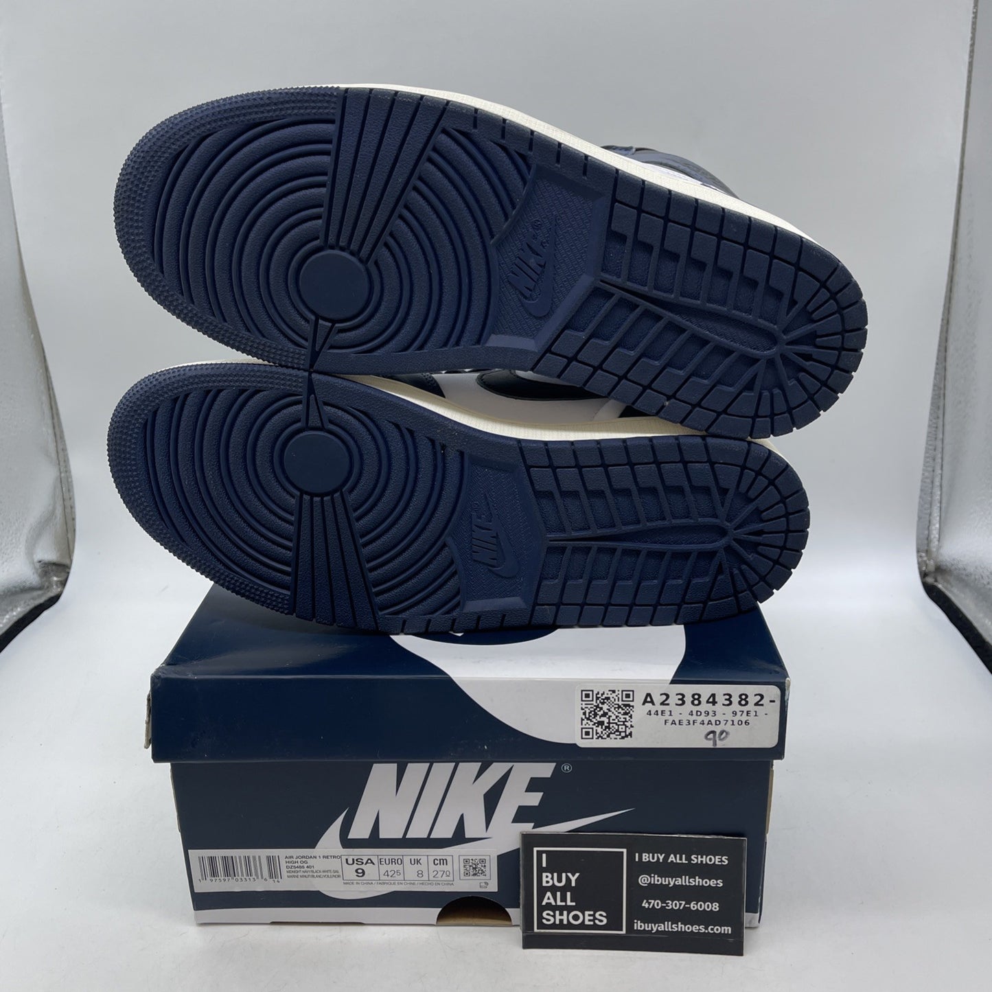 Size 9 - Air Jordan 1 Retro OG High Midnight Navy (DZ5485-401)