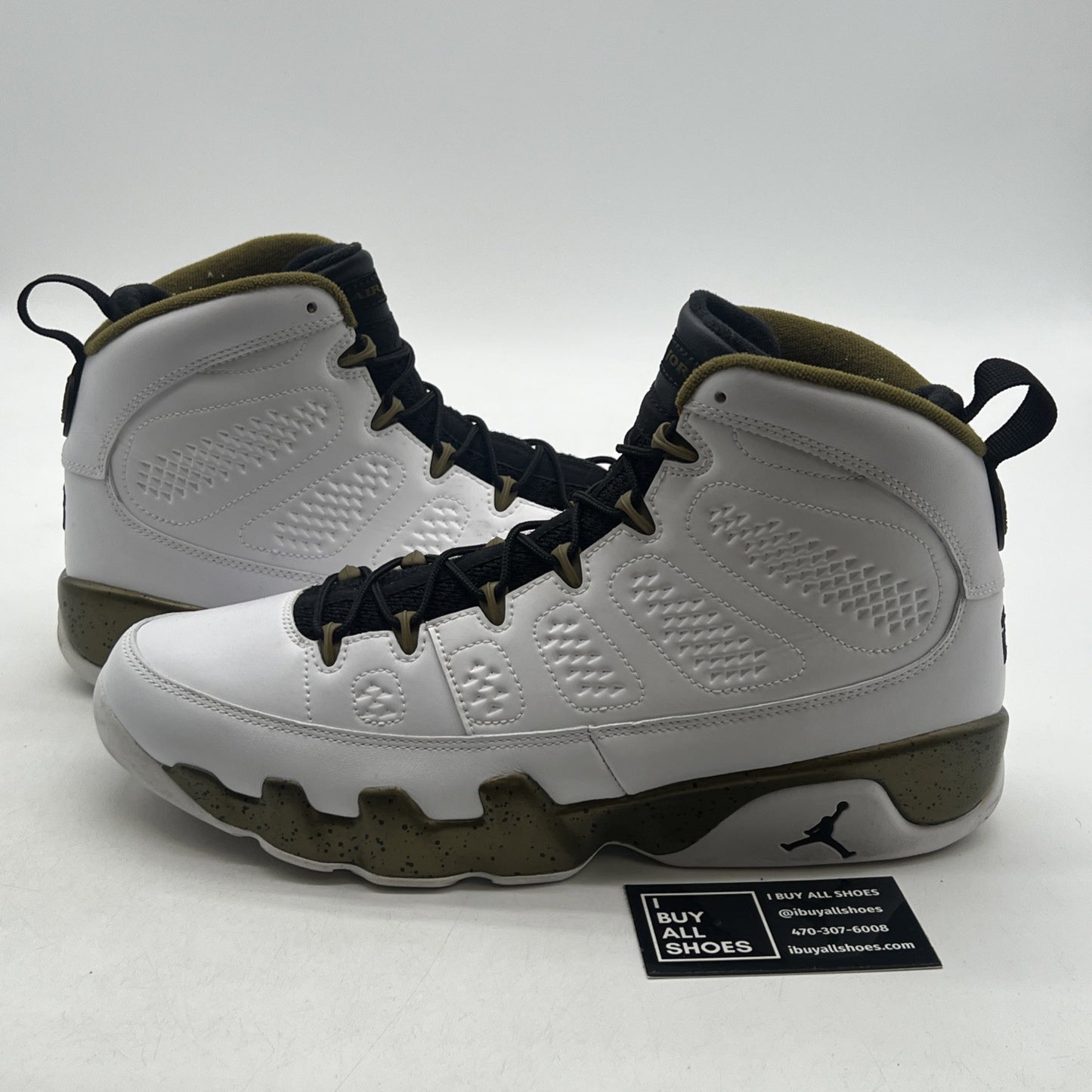 Size 12 - Air Jordan 9 Retro Statue (302370-109)
