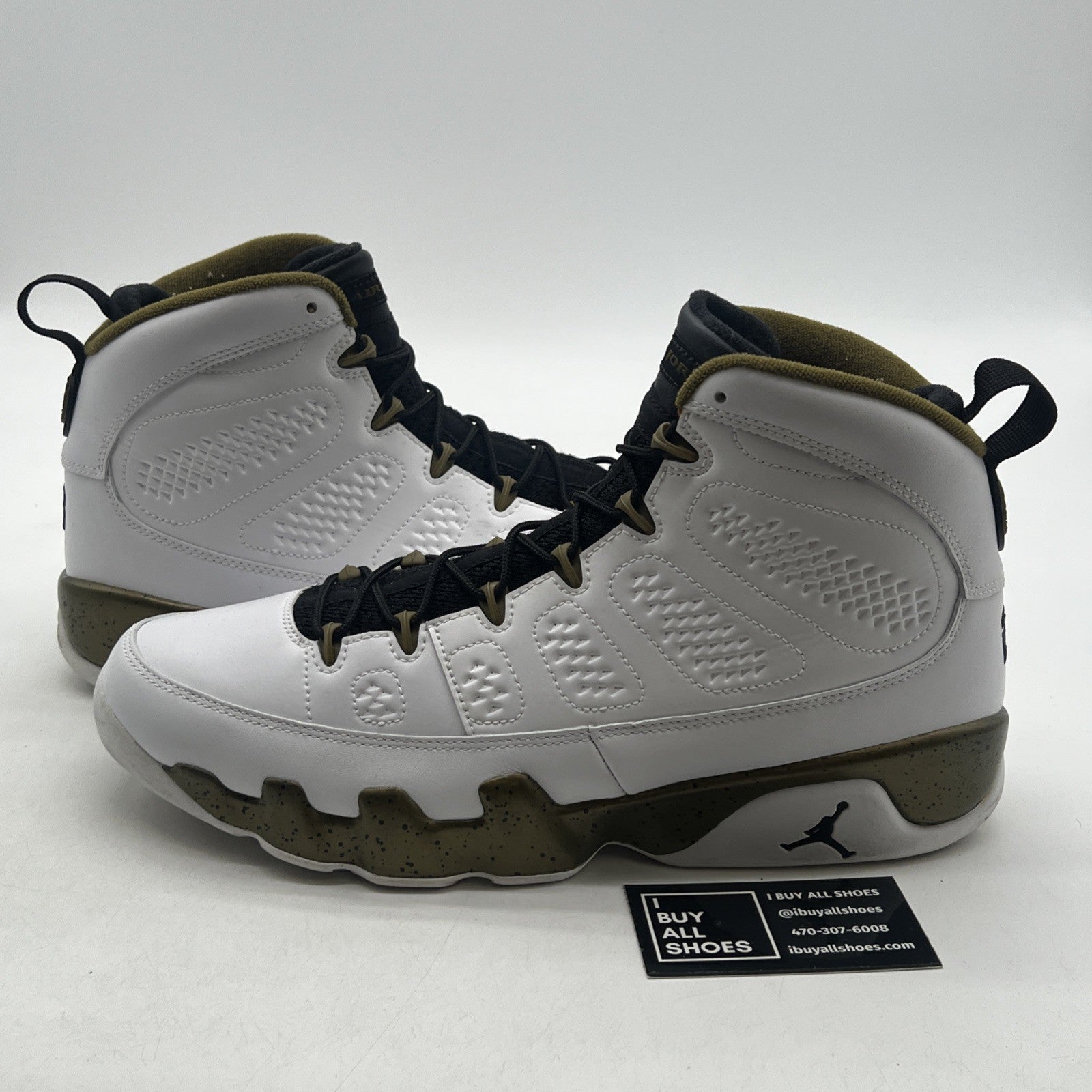 Size 12 - Air Jordan 9 Retro Statue (302370-109)