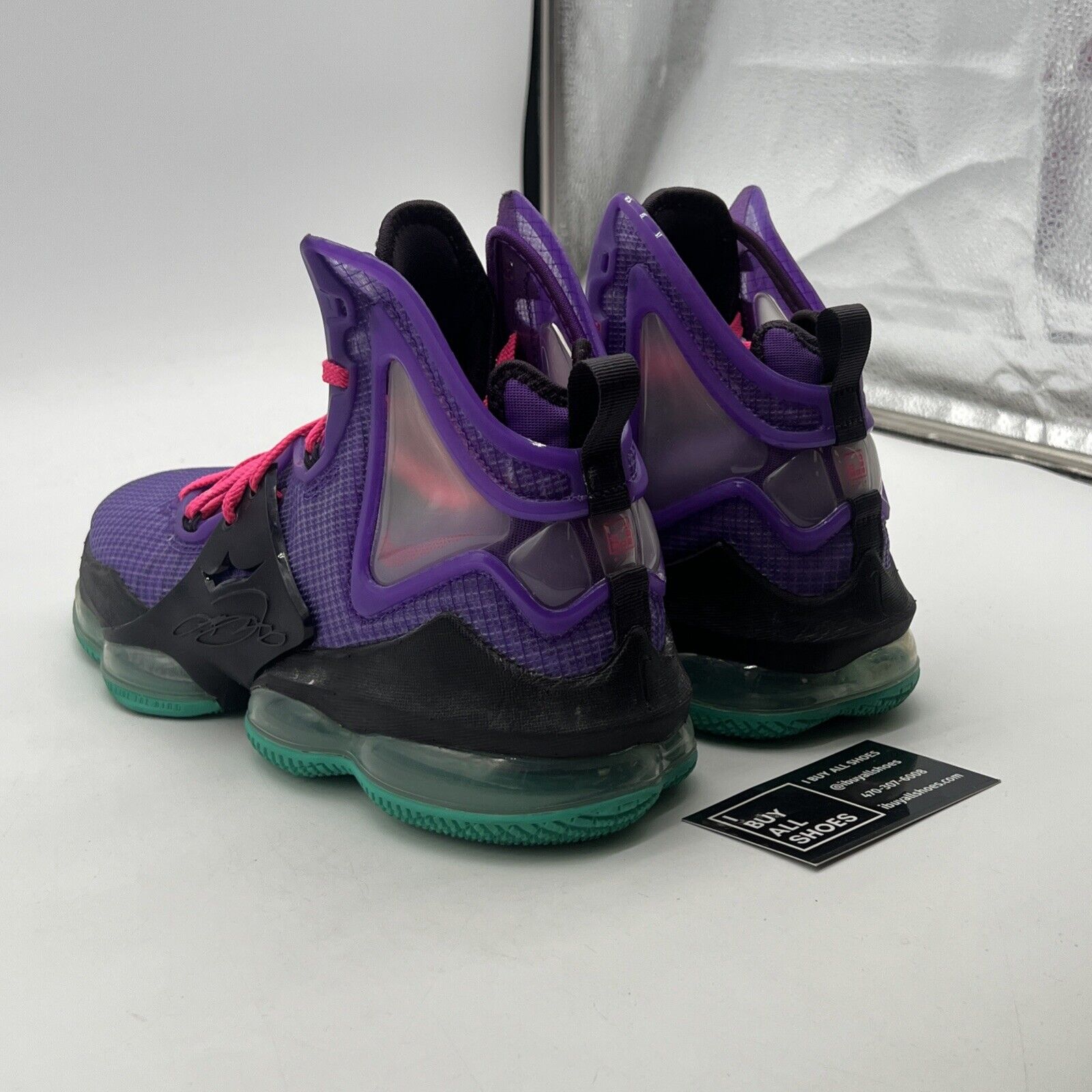 Size 8 - Nike LeBron 19 DJ Bron (CZ0203-500)