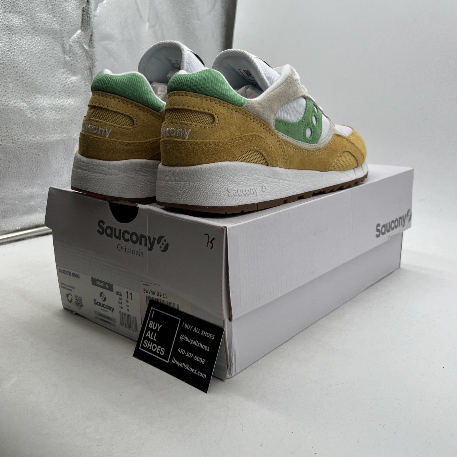 Size 11 - Saucony Shadow 6000 White Green Mustard (S70441-42)