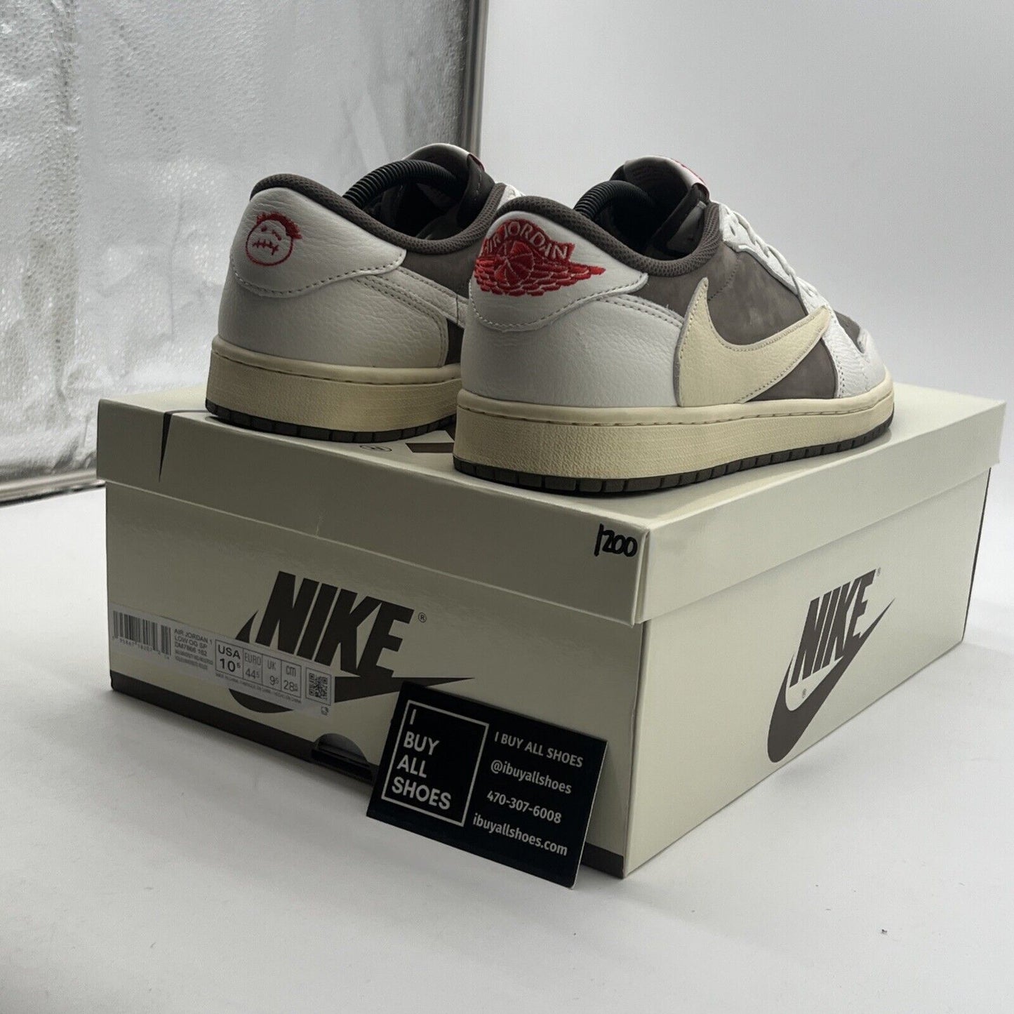 Size 10.5 - Air Jordan 1 Low OG x Travis Scott Reverse Mocha (DM7866-162)