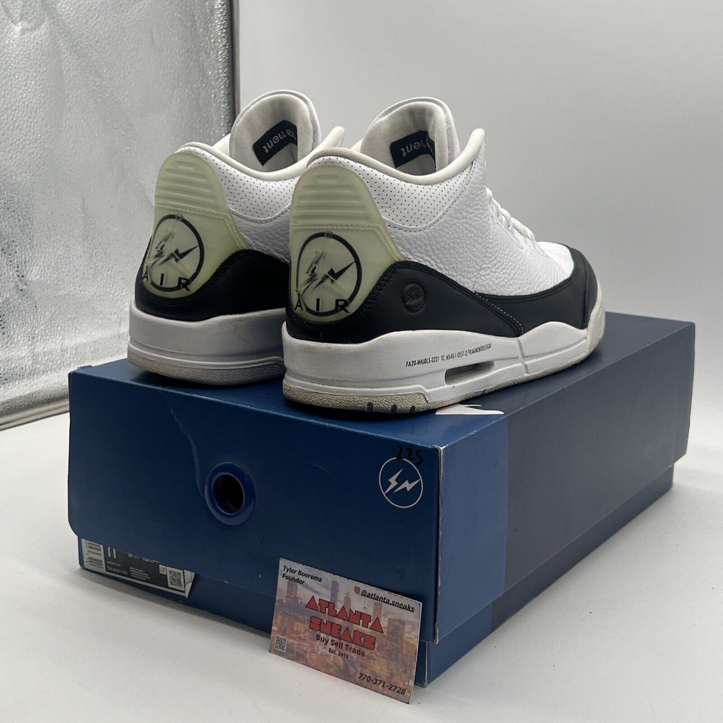 Size 11 - Jordan 3 Retro SP x Fragment Design Mid White Leather (DA3592-100)