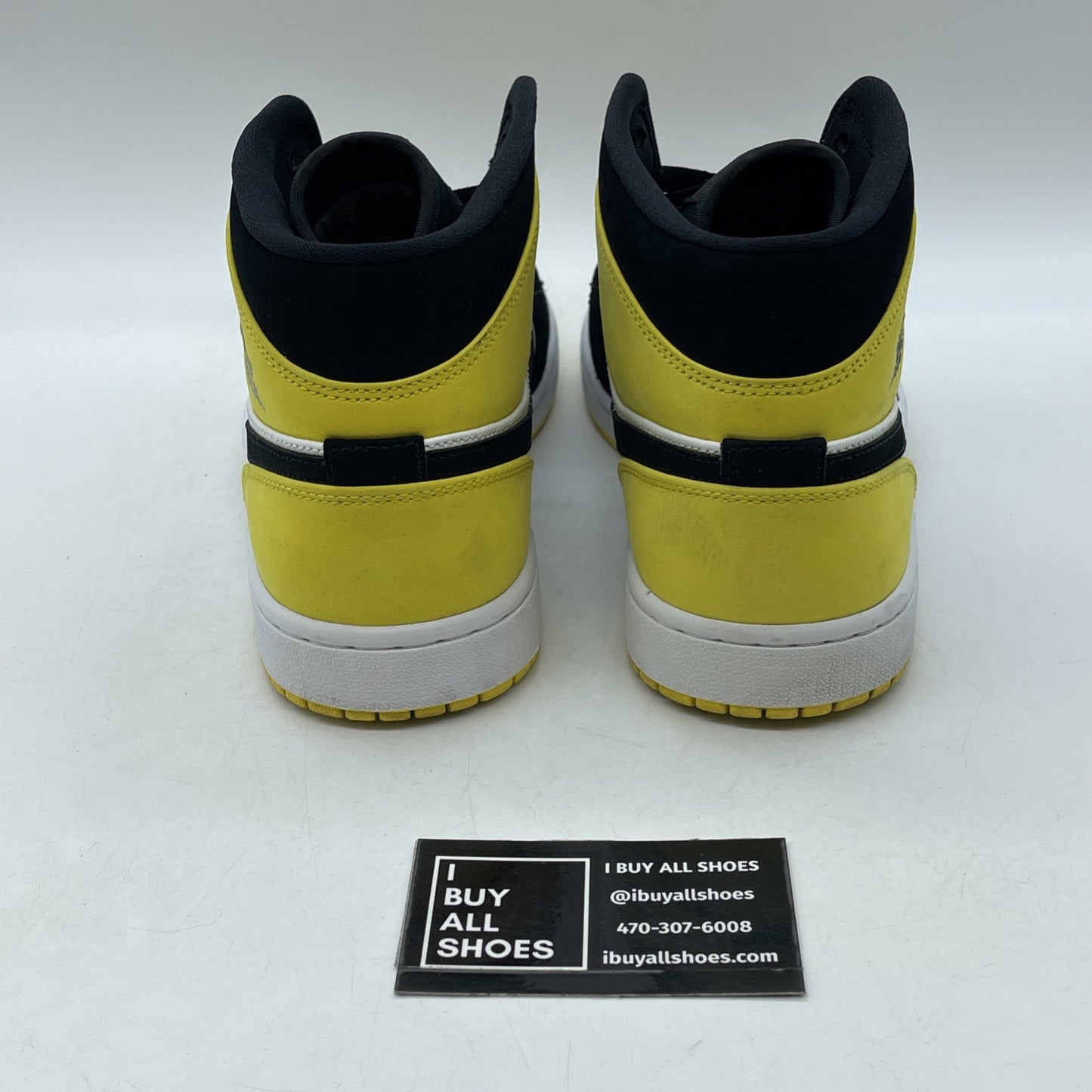 Size 9 - Air Jordan 1 SE Mid Yellow Toe Black Suede (852542-071)