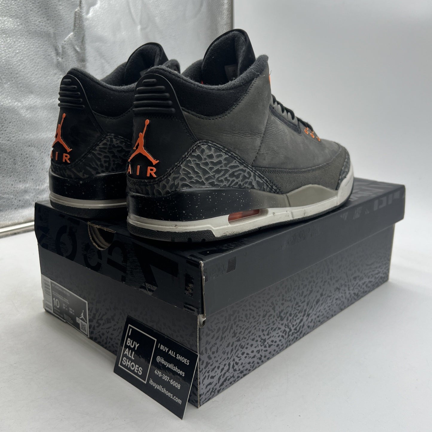 Size 10 - Air Jordan 3 Retro 2023 Mid Fear (CT8532-080)