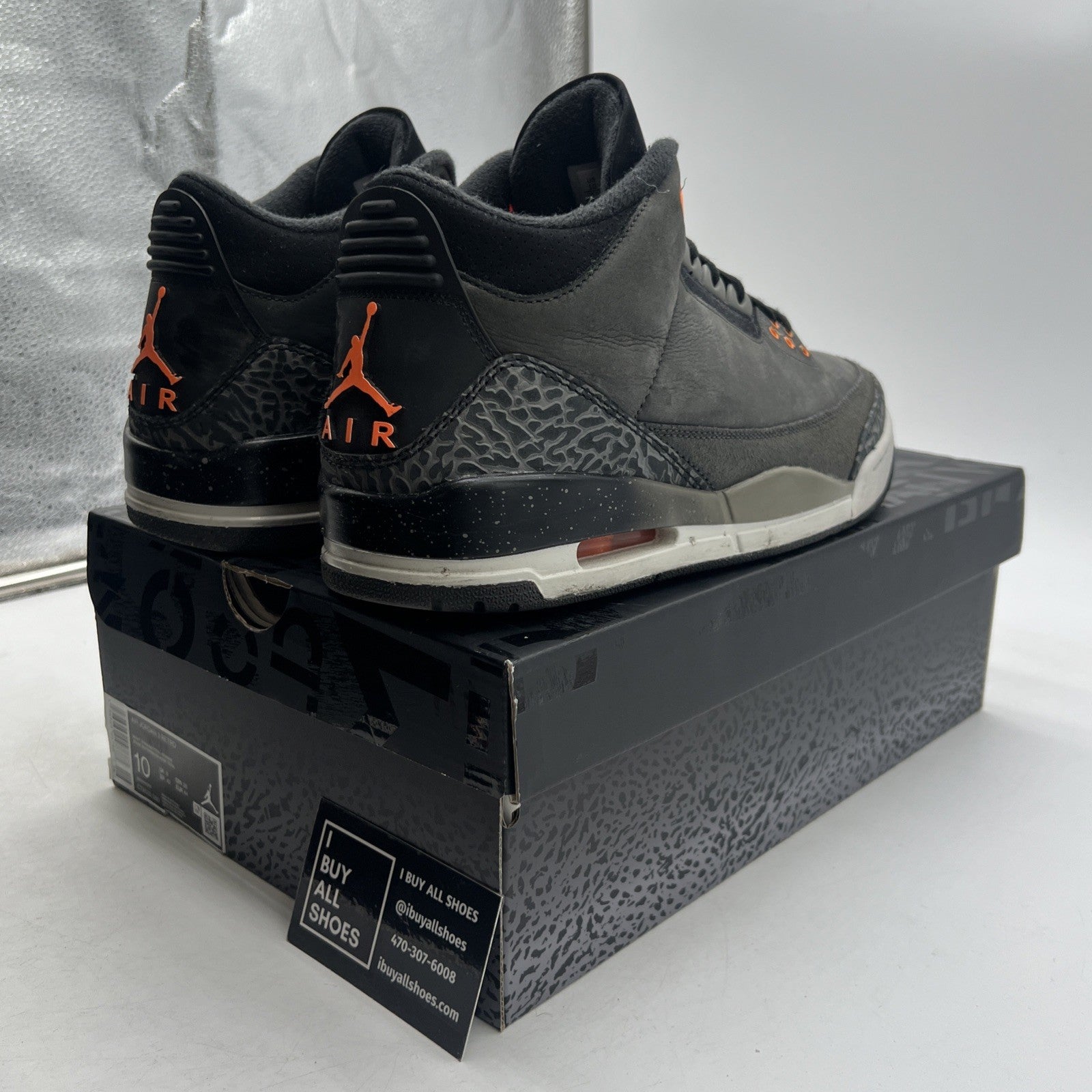 Size 10 - Air Jordan 3 Retro 2023 Mid Fear (CT8532-080)