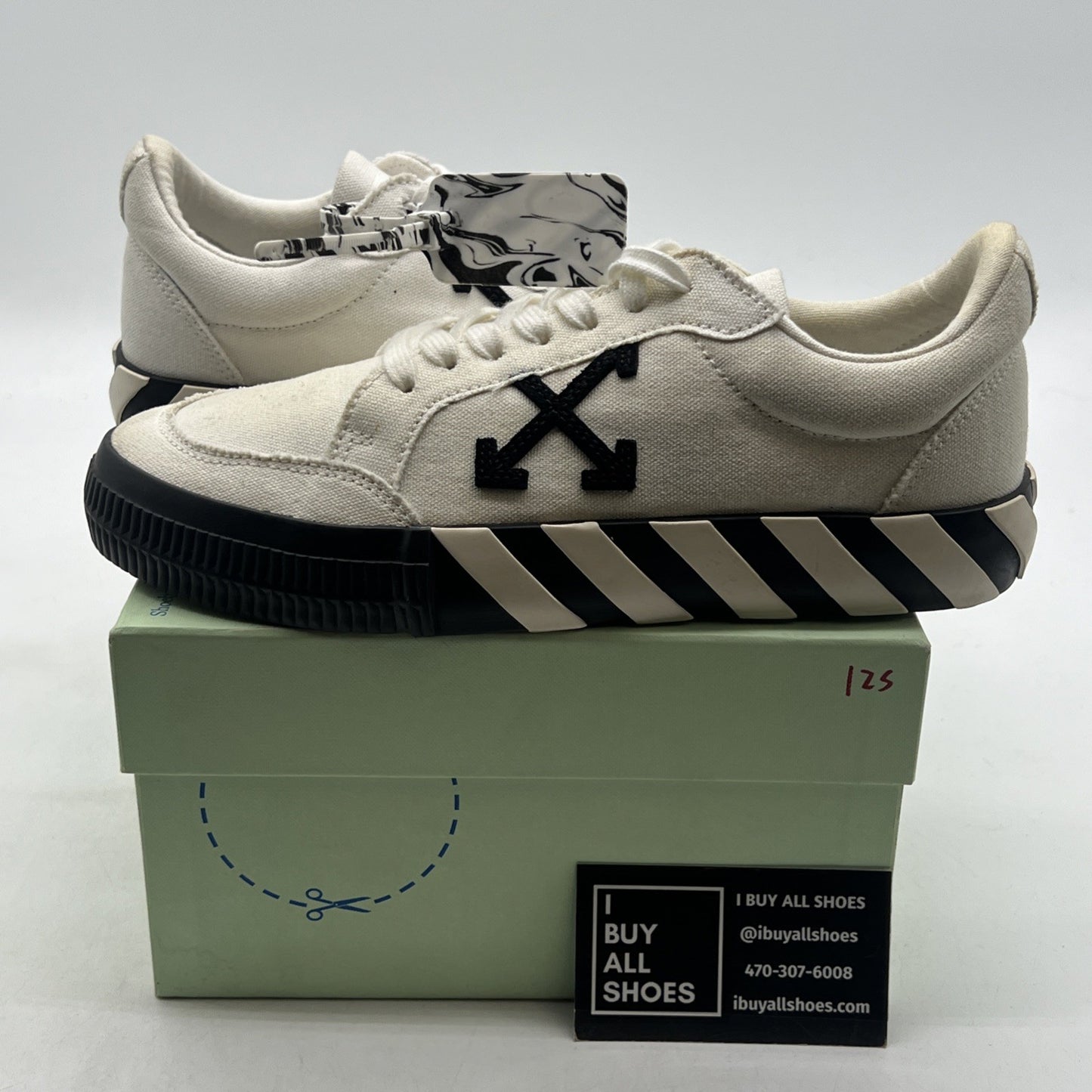 Size 39 - Off-White Vulc Sneaker Low White Black