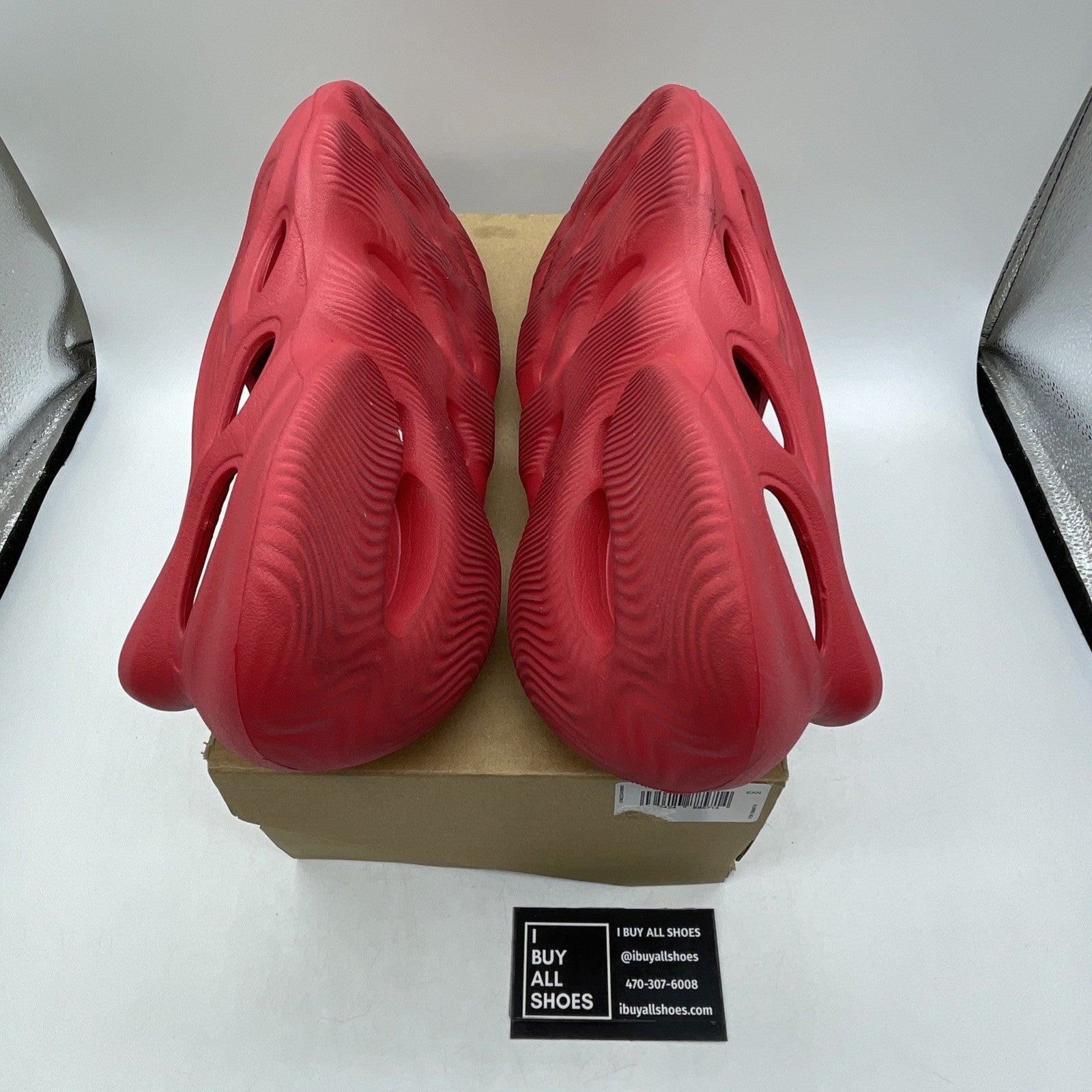Size 9 - adidas Yeezy Foam Runner Vermillion (GW3355)