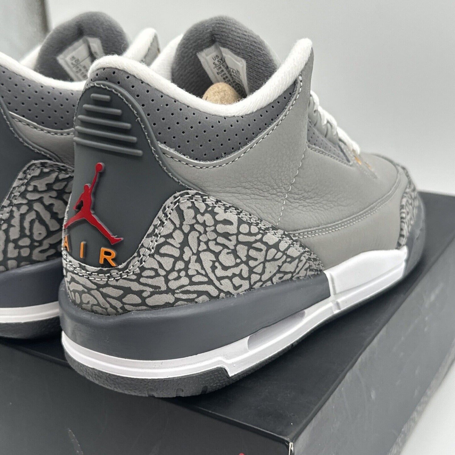 NIKE AIR JORDAN III 3 RETRO GS COOL GREY WHITE CEMENT BLACK 398614-012 5.5Y 5.5