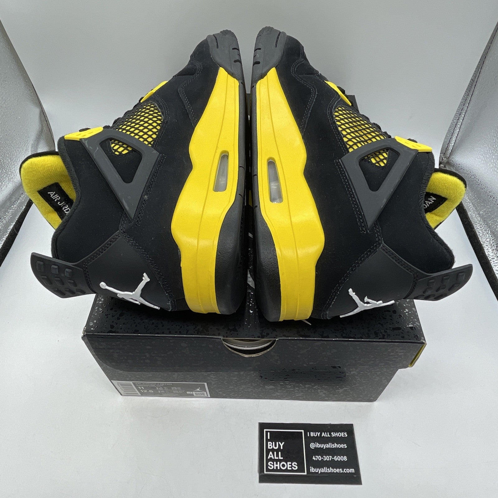 Size 11 - Air Jordan 4 Retro Mid Thunder (DH6927-017)