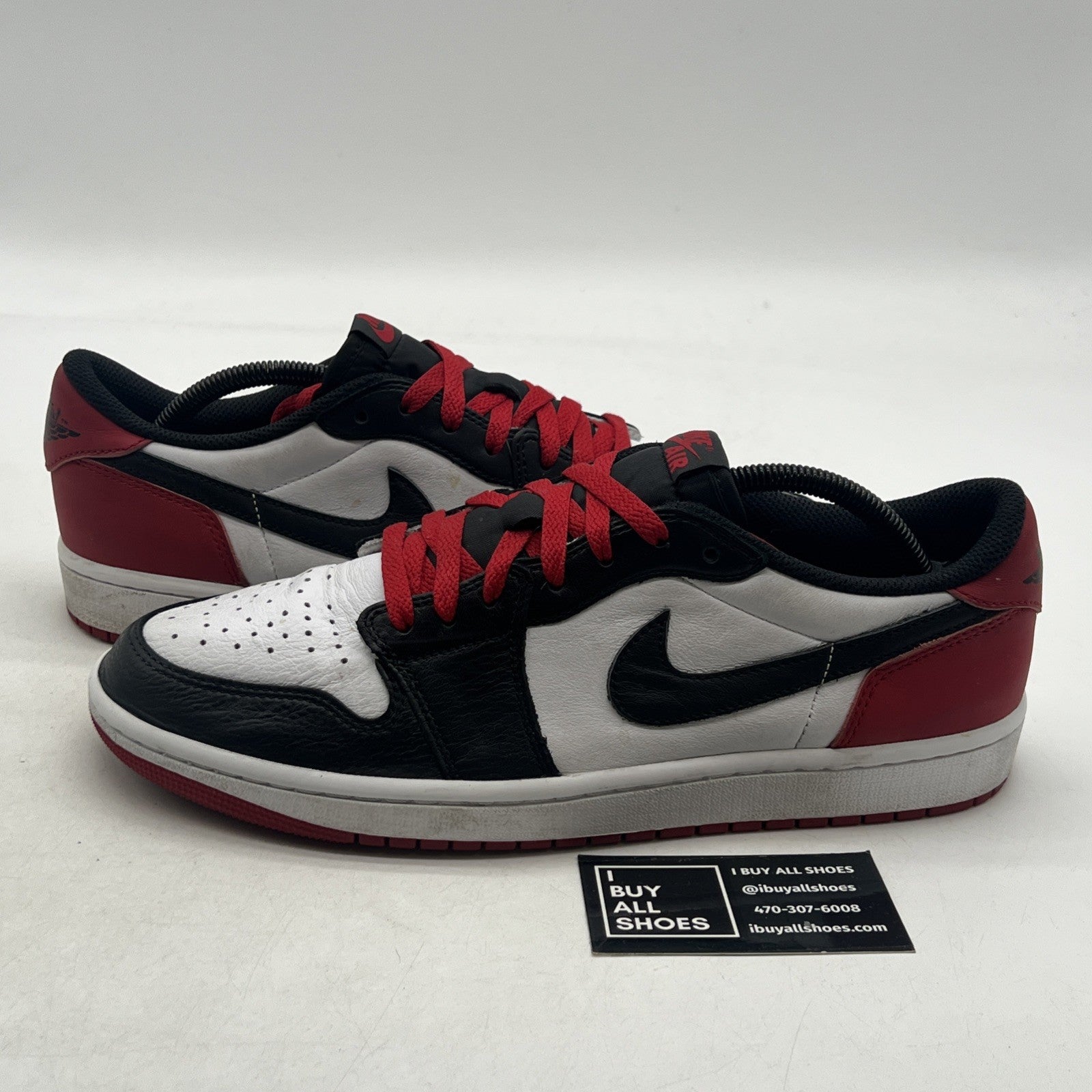 Size 10.5 - Air Jordan 1 Retro OG Low Black Toe (CZ0790-106)