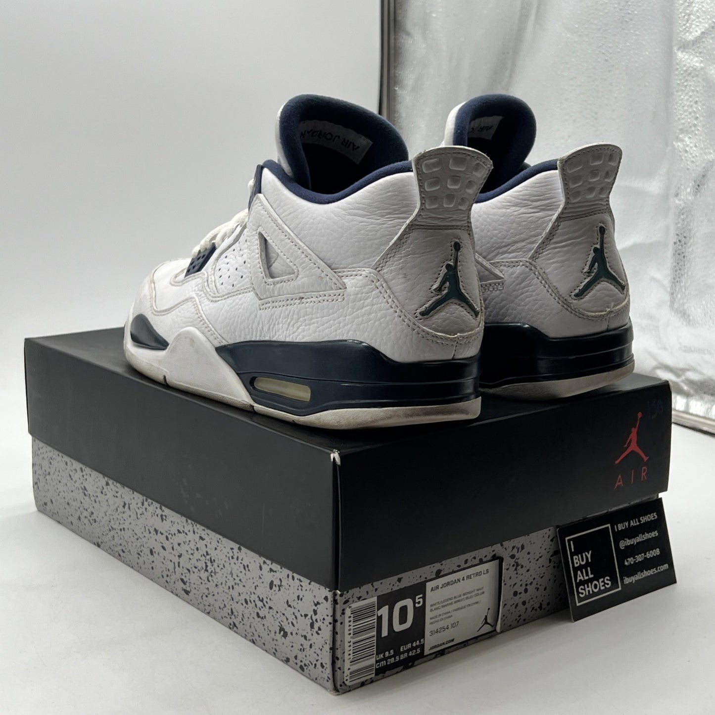 Size 10.5 - Air Jordan 4 Retro LS Columbia (314254-107)