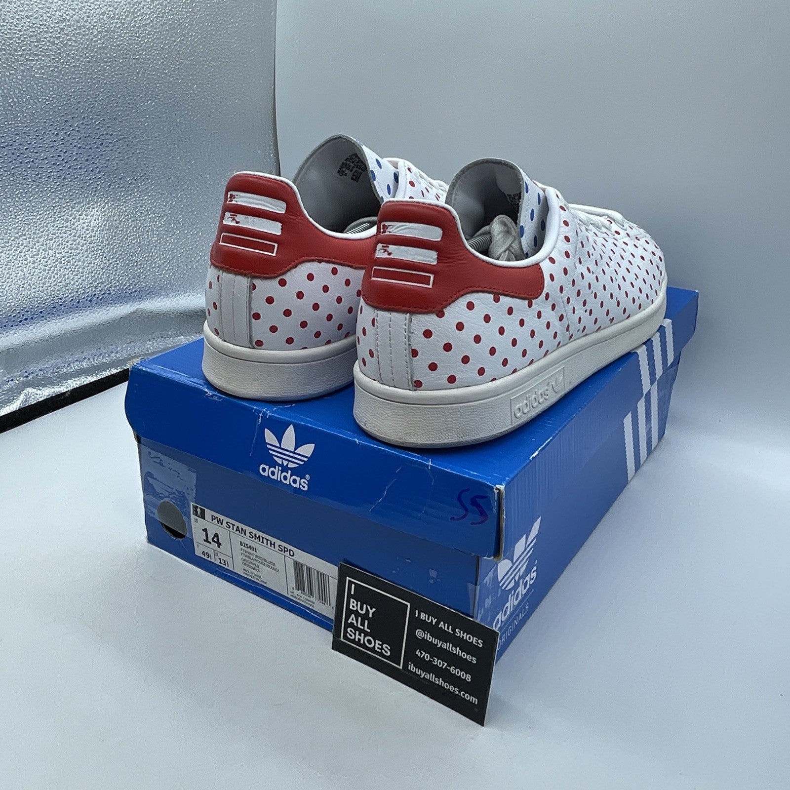 Size 14 - adidas Pharrell x Stan Smith Small Polka Dot Leather (B25401)