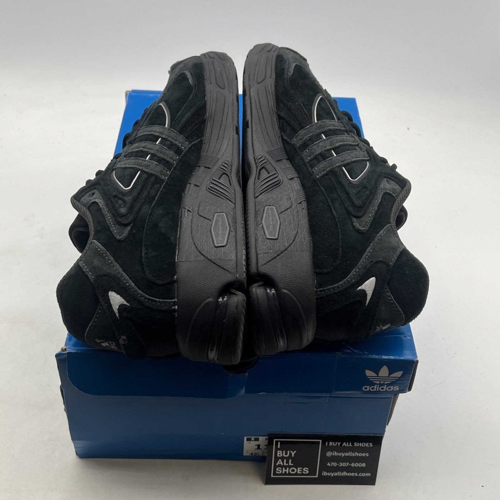 Size 11 - Adidas Black/Carbon Grey Suede Rare Retro Response CL - (ID0355)