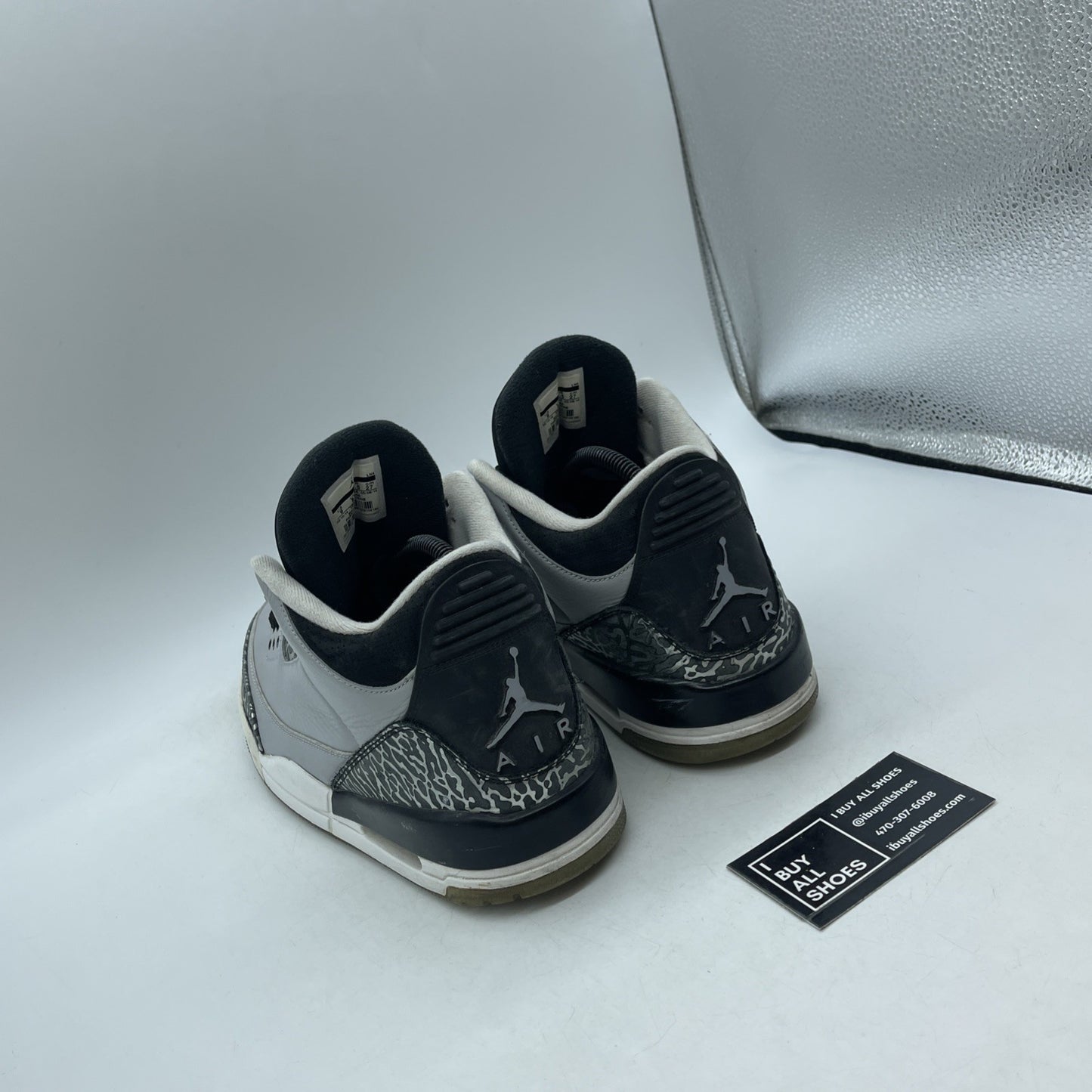 Size 9 - Air Jordan 3 Retro Wolf Grey (136064-004)