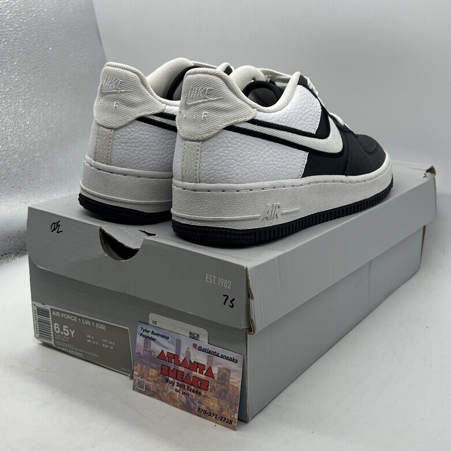 Size 6.5Y - Rare 2018 Nike Air Force Low White/Black - (AV0743-001)