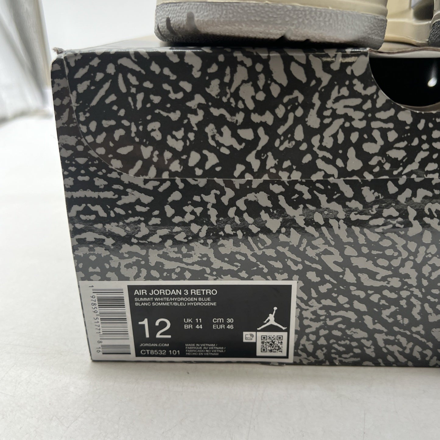 Size 12 - Air Jordan 3 Retro Lucky Shorts (CT8532-101)