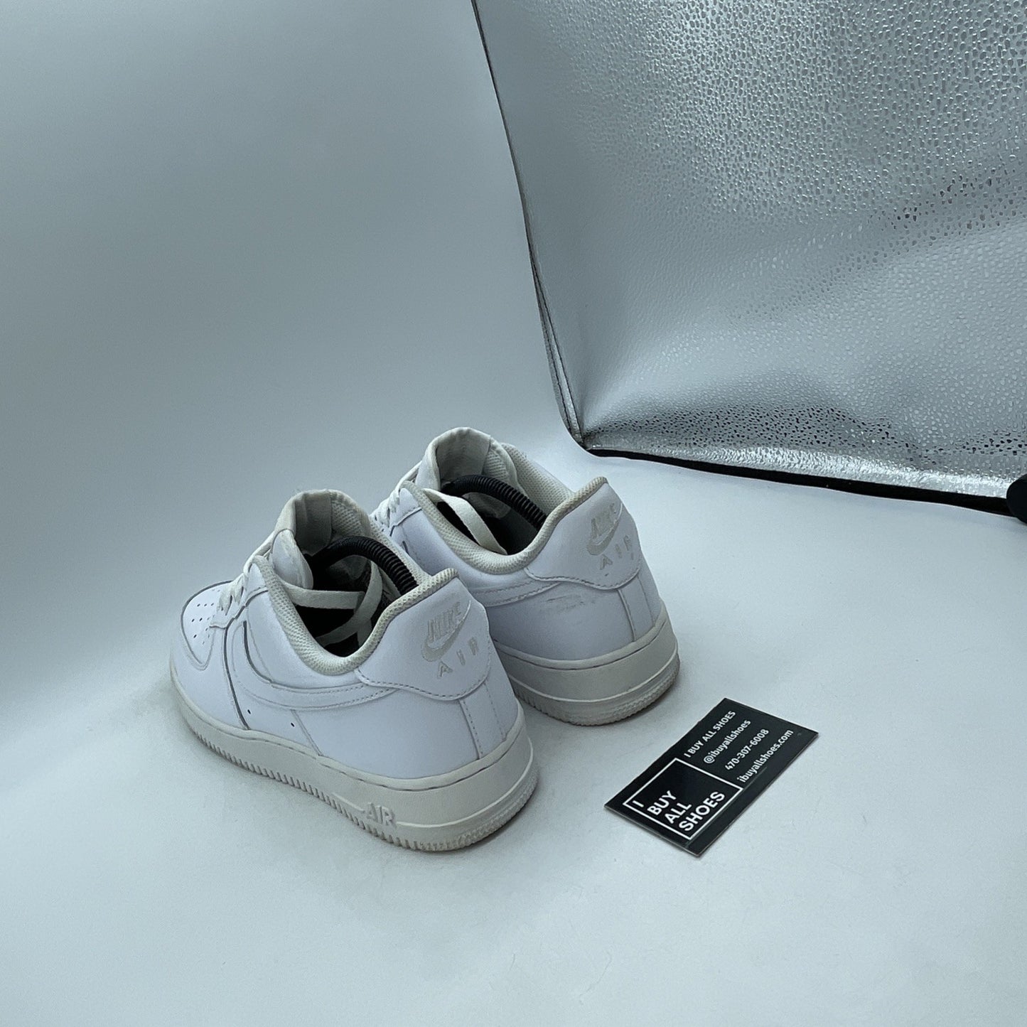 Size 9.5 - Nike Air Force 1 '07 Low Triple White (CW2288-111)