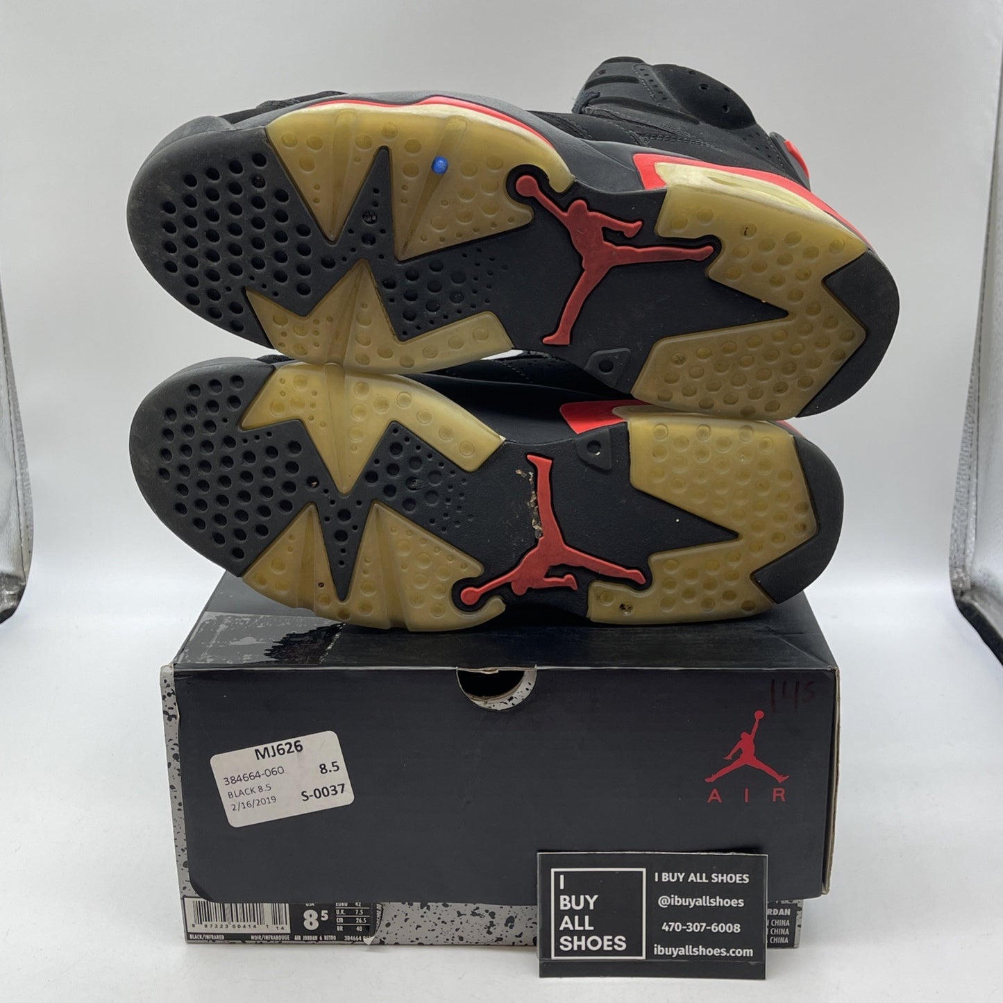 Size 8.5 - Jordan 6 Retro Mid Infrared Black Pink Suede (384664-060)