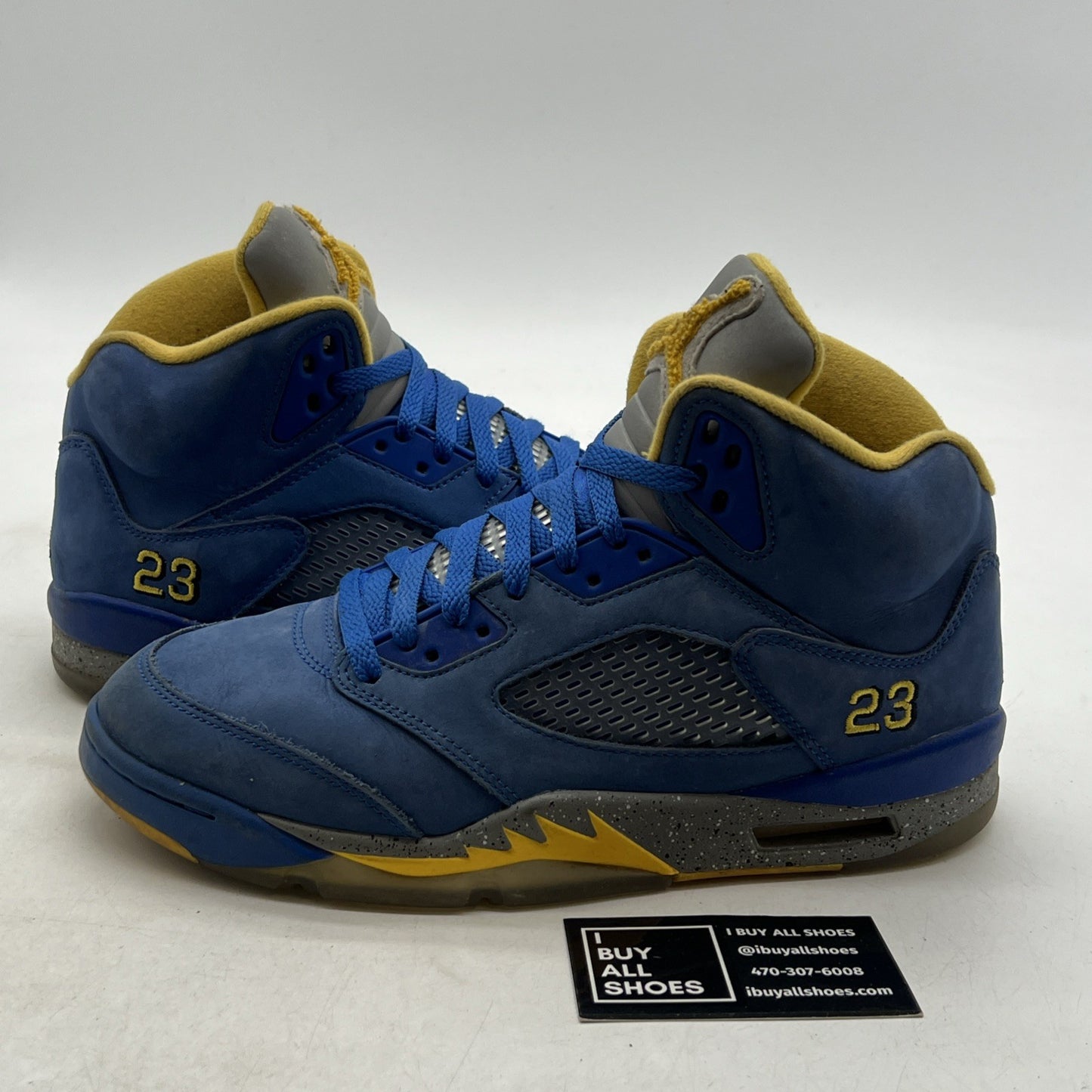 Size 8.5 - Air Jordan 5 Retro Laney (CD2720-400)