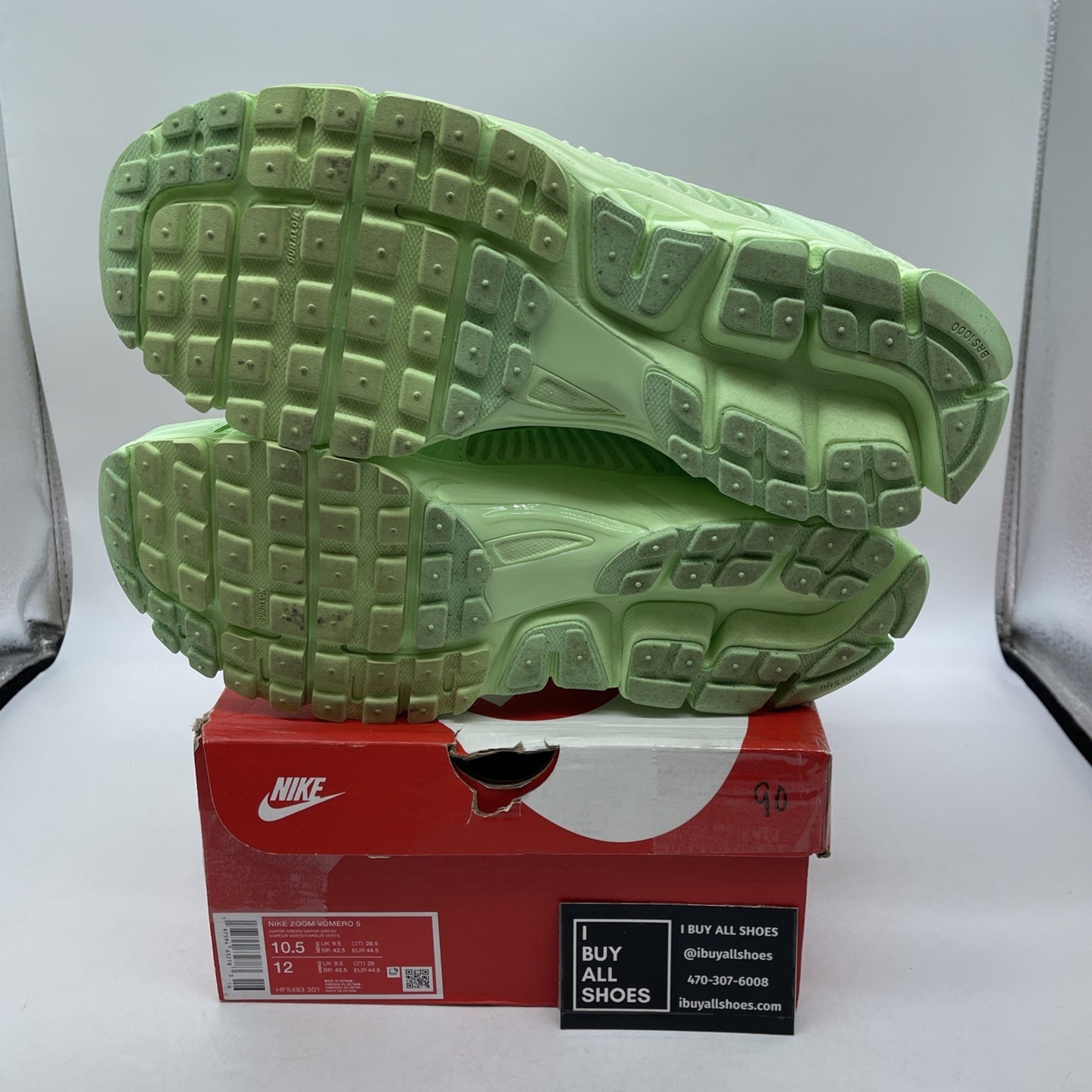 Size 10.5 - Nike Air Zoom Vomero 5 Vapor Green Suede Leather (HF5493-301)
